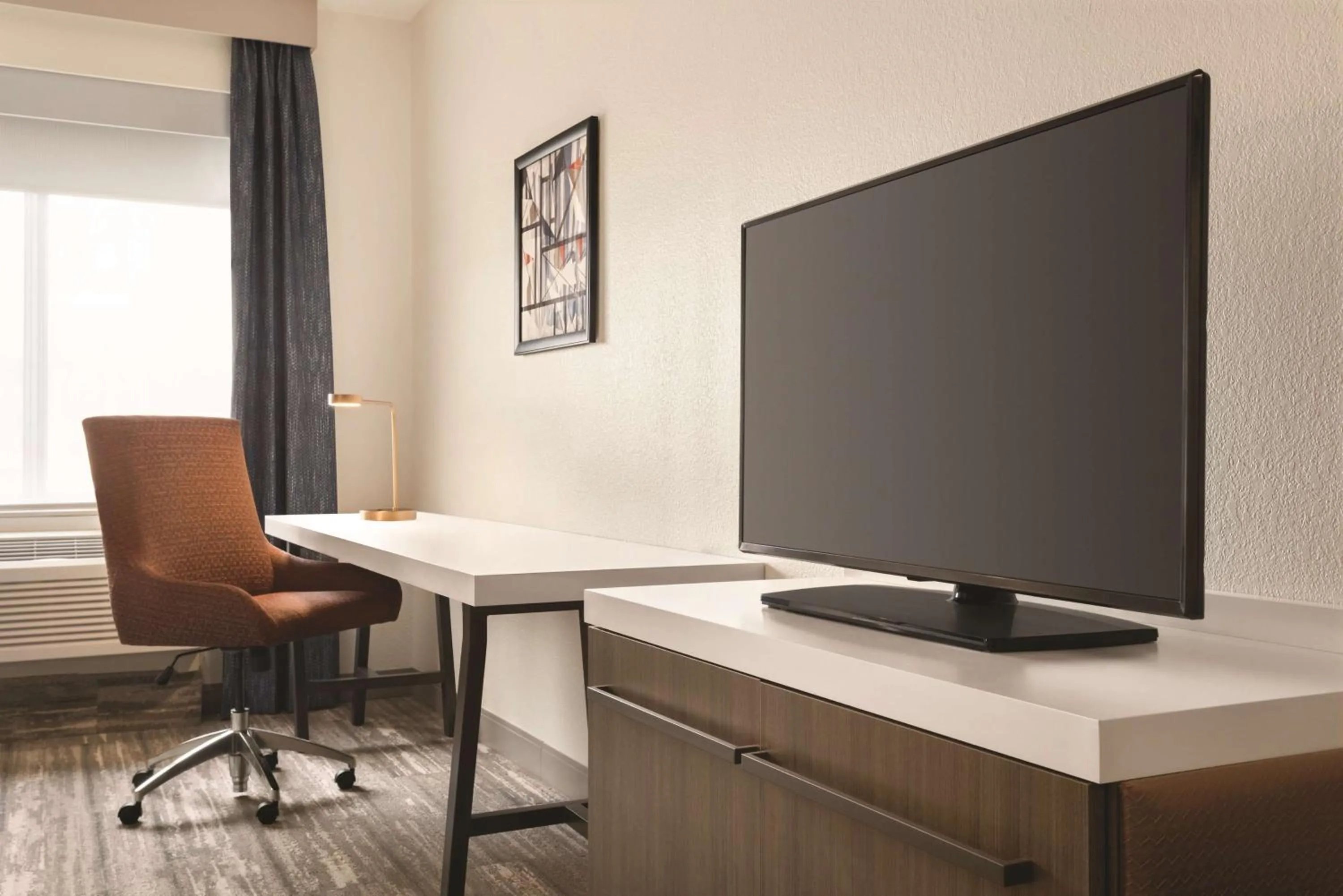 Bedroom in Hilton Garden Inn Fort Wayne