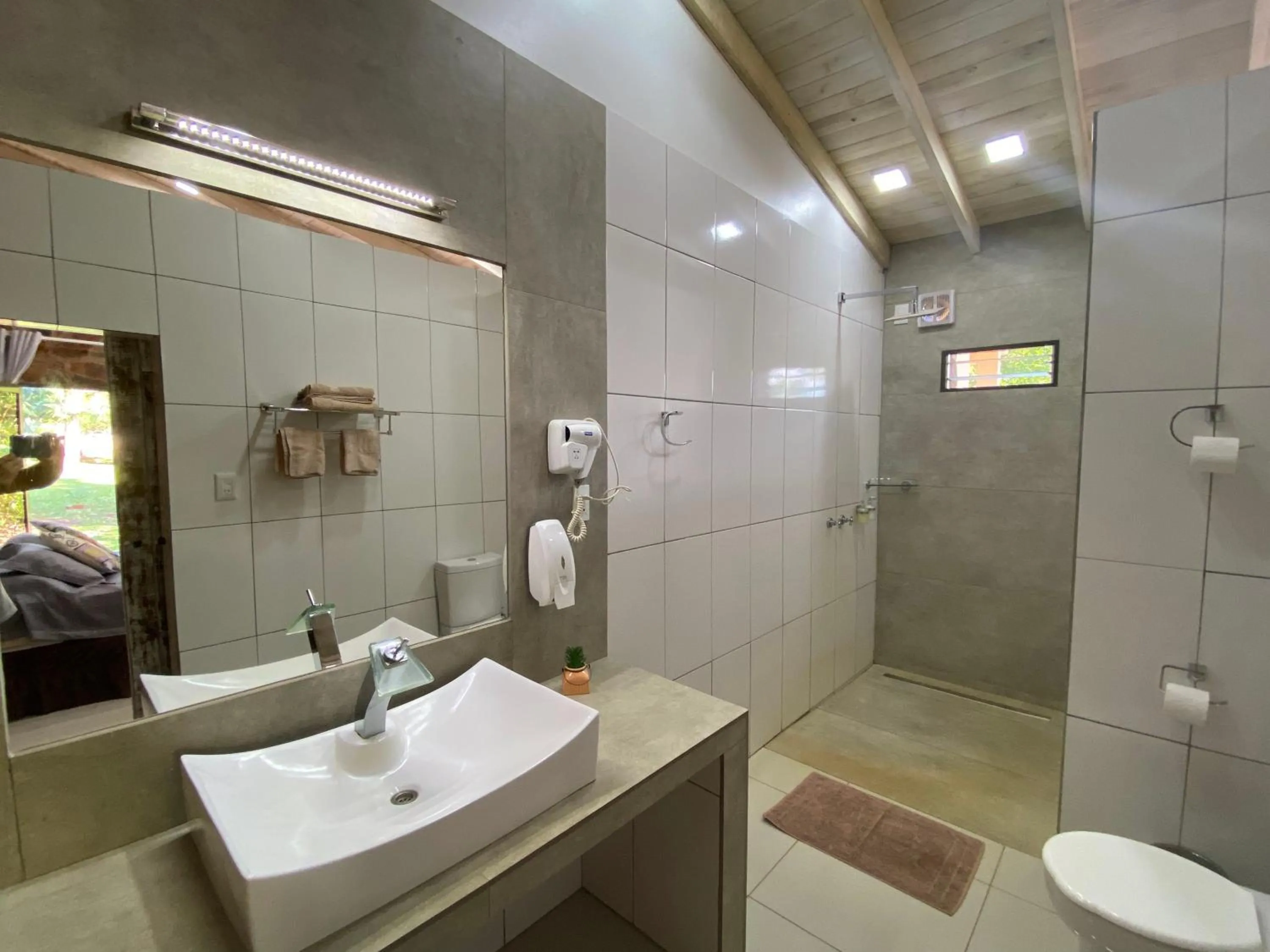 Shower in Posada 21 Oranges