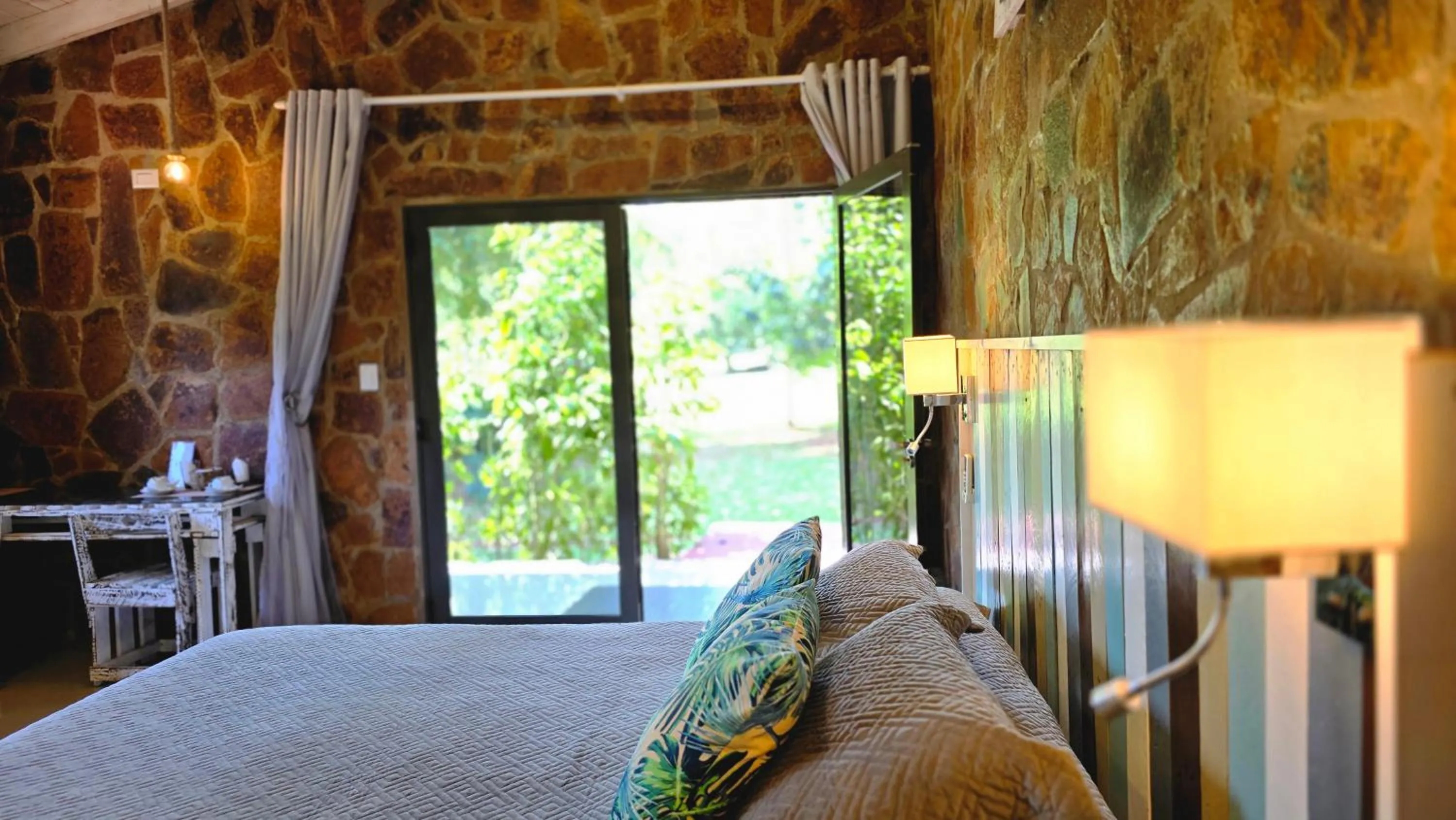 Bed in Posada 21 Oranges