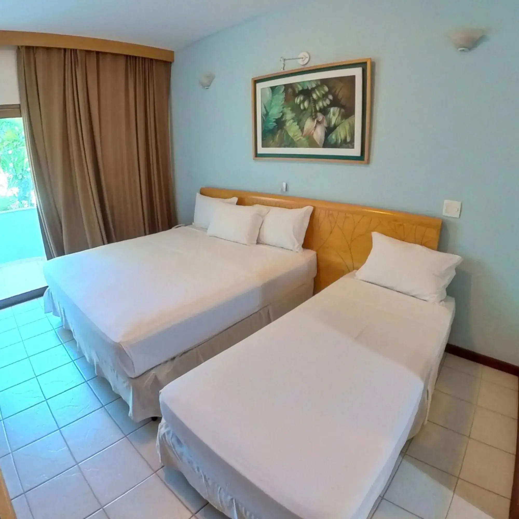 Triple Room with Balcony in Wetiga Hotel Triple Room with Balcony in Wetiga Hotel