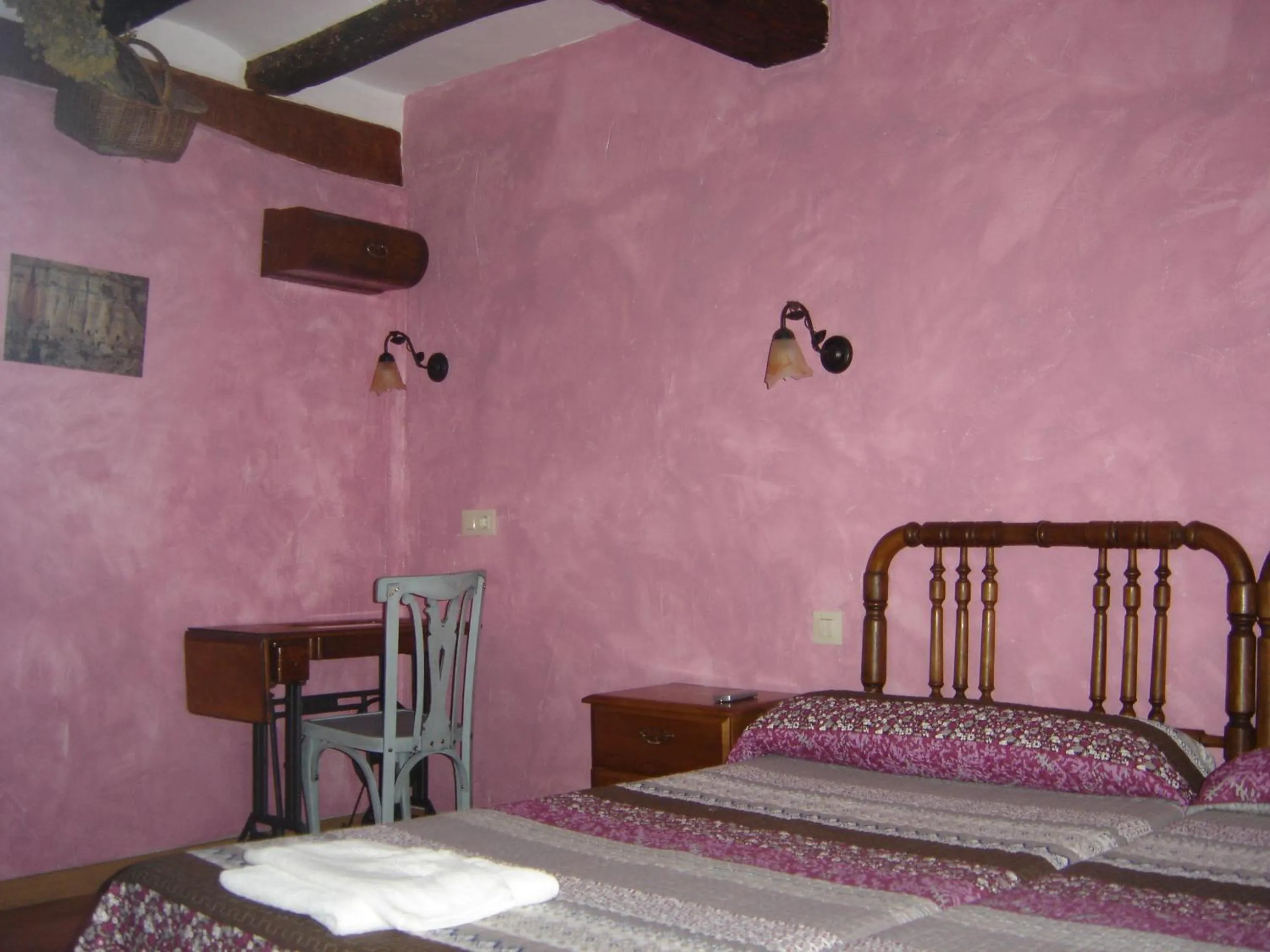Bed in Agroturismo "La Bardena Blanca II"