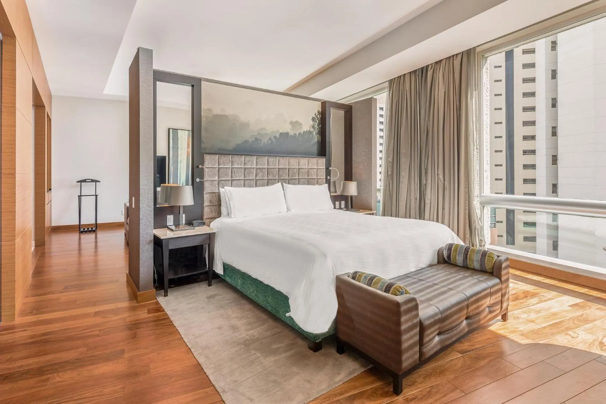Photo of the whole room, Bed in Live Aqua Ciudad de Mexico Bosques de las Lomas