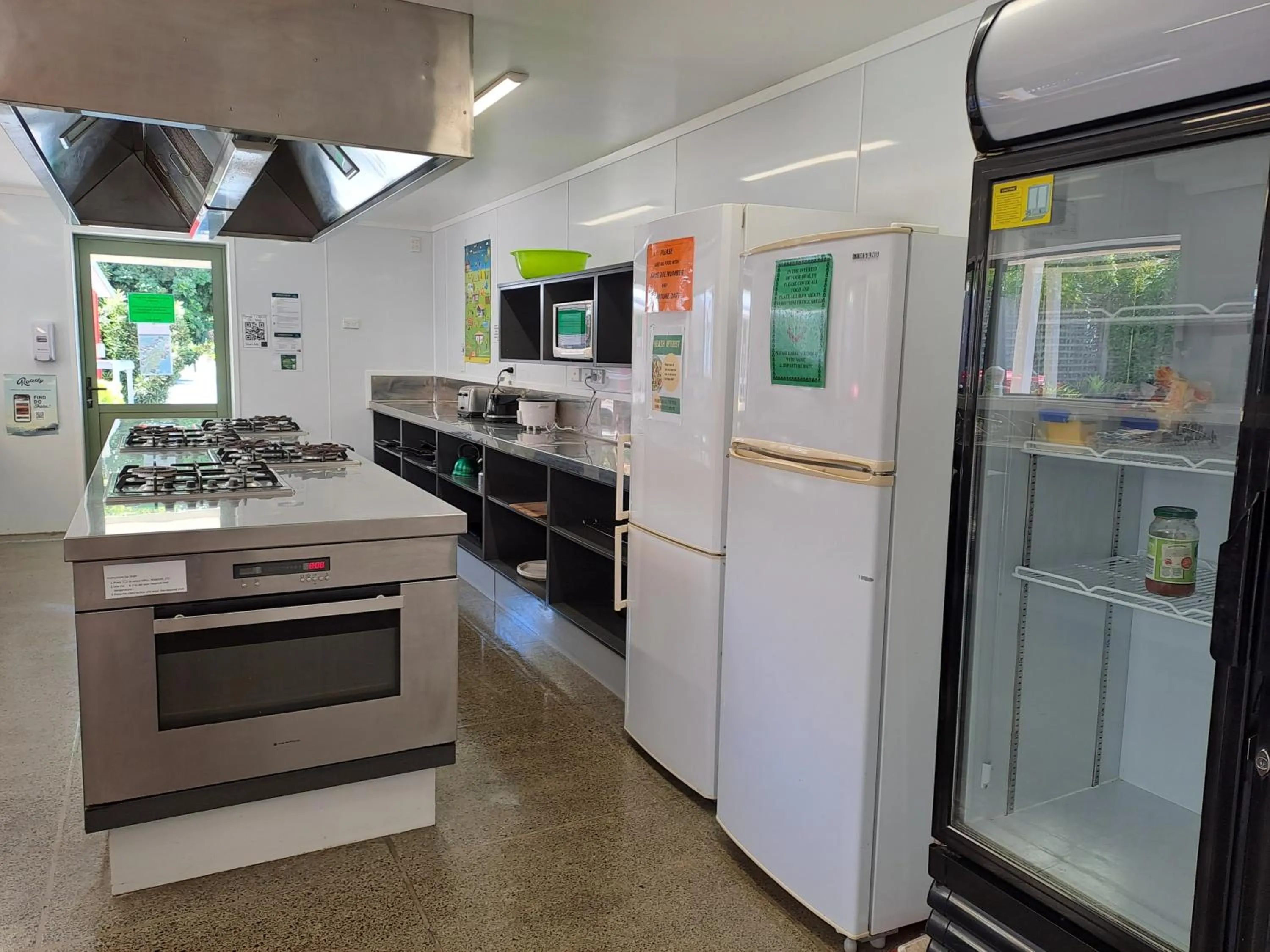 Communal kitchen in Whatuwhiwhi TOP 10 Holiday Park