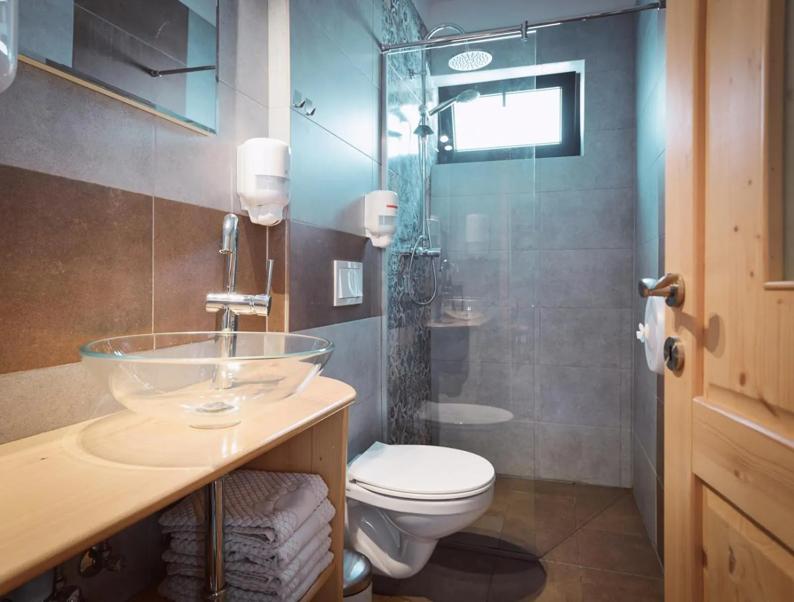 Bathroom in Zozo Hostel