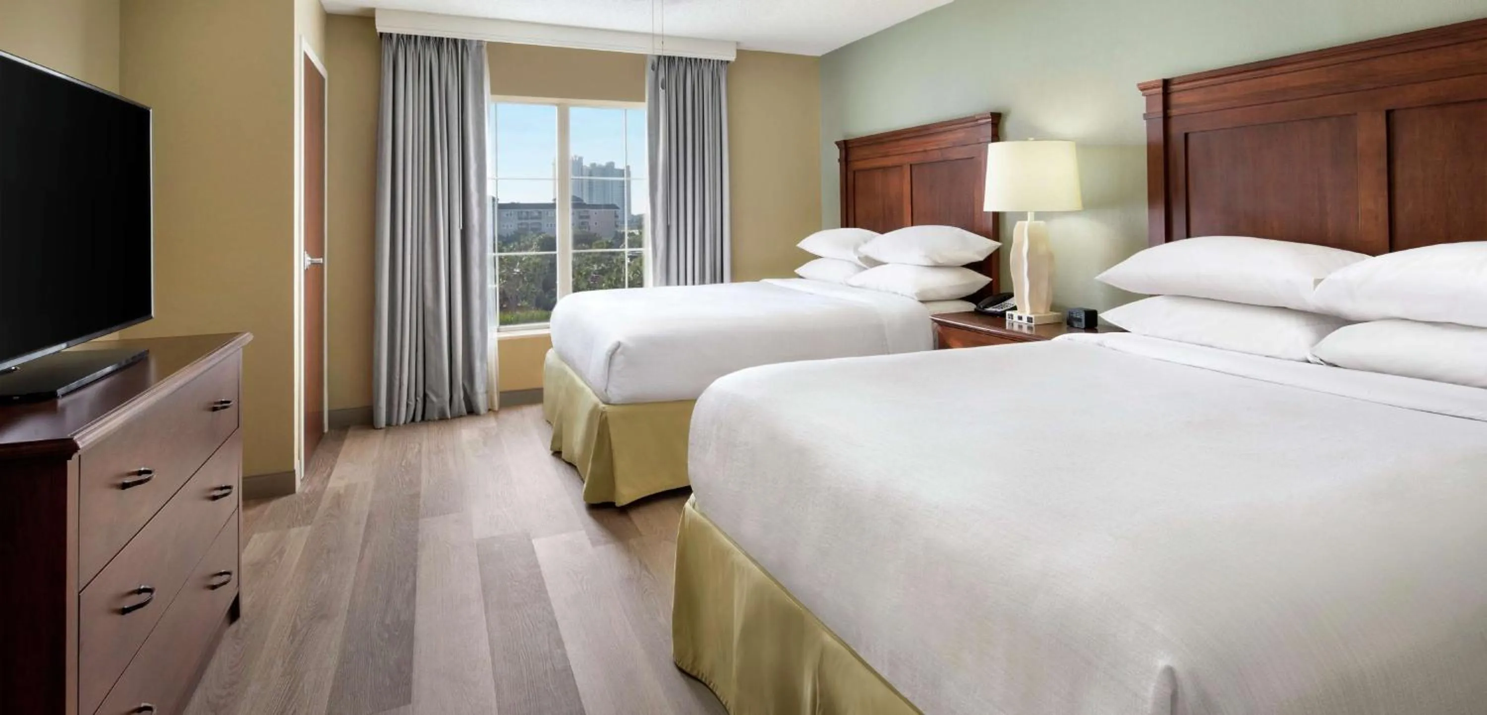 Bedroom, Bed in Embassy Suites by Hilton Destin Miramar Beach