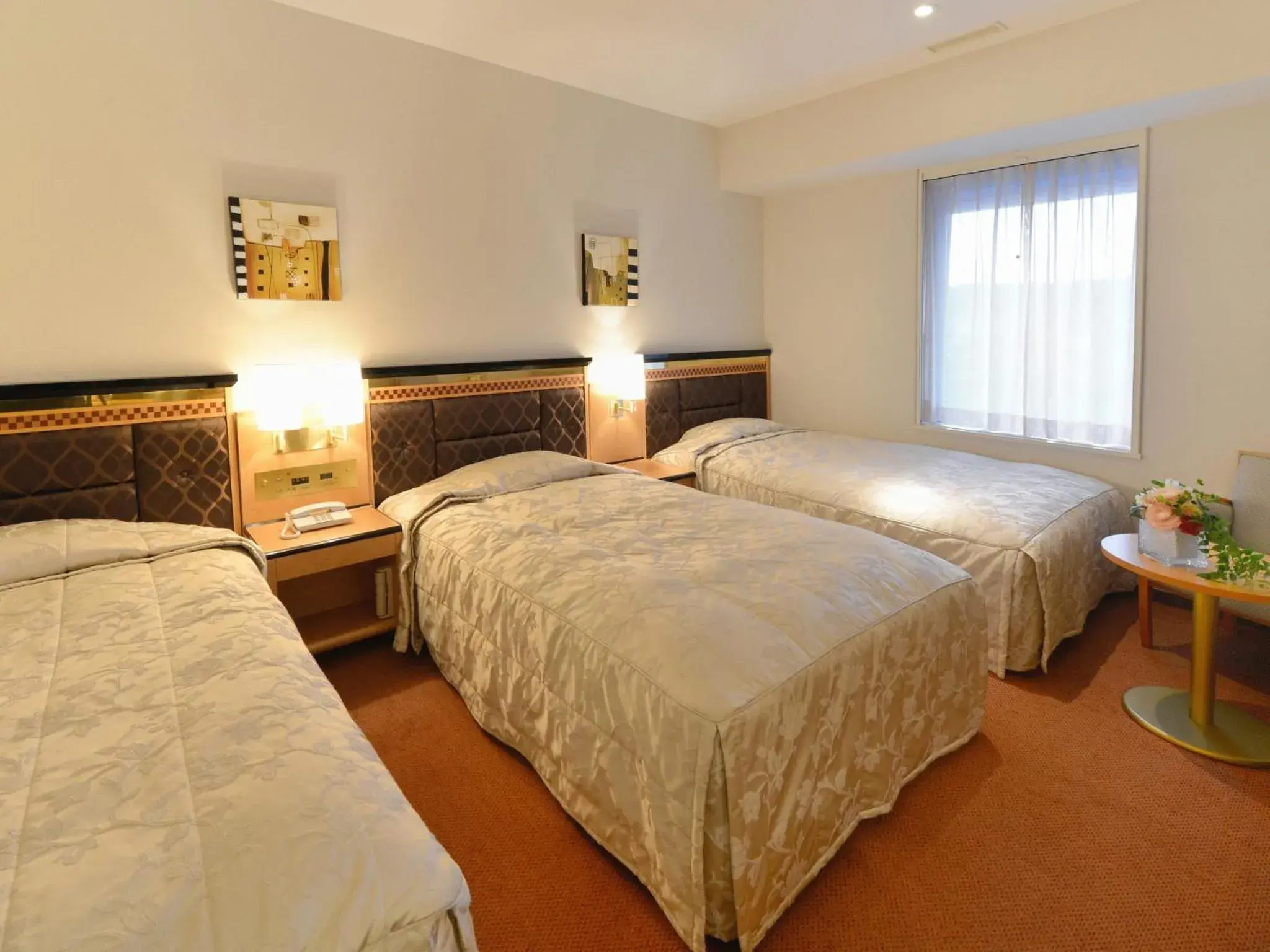 Triple Room - Smoking in Hotel Crown Palais Kobe Triple Room - Smoking in Hotel Crown Palais Kobe