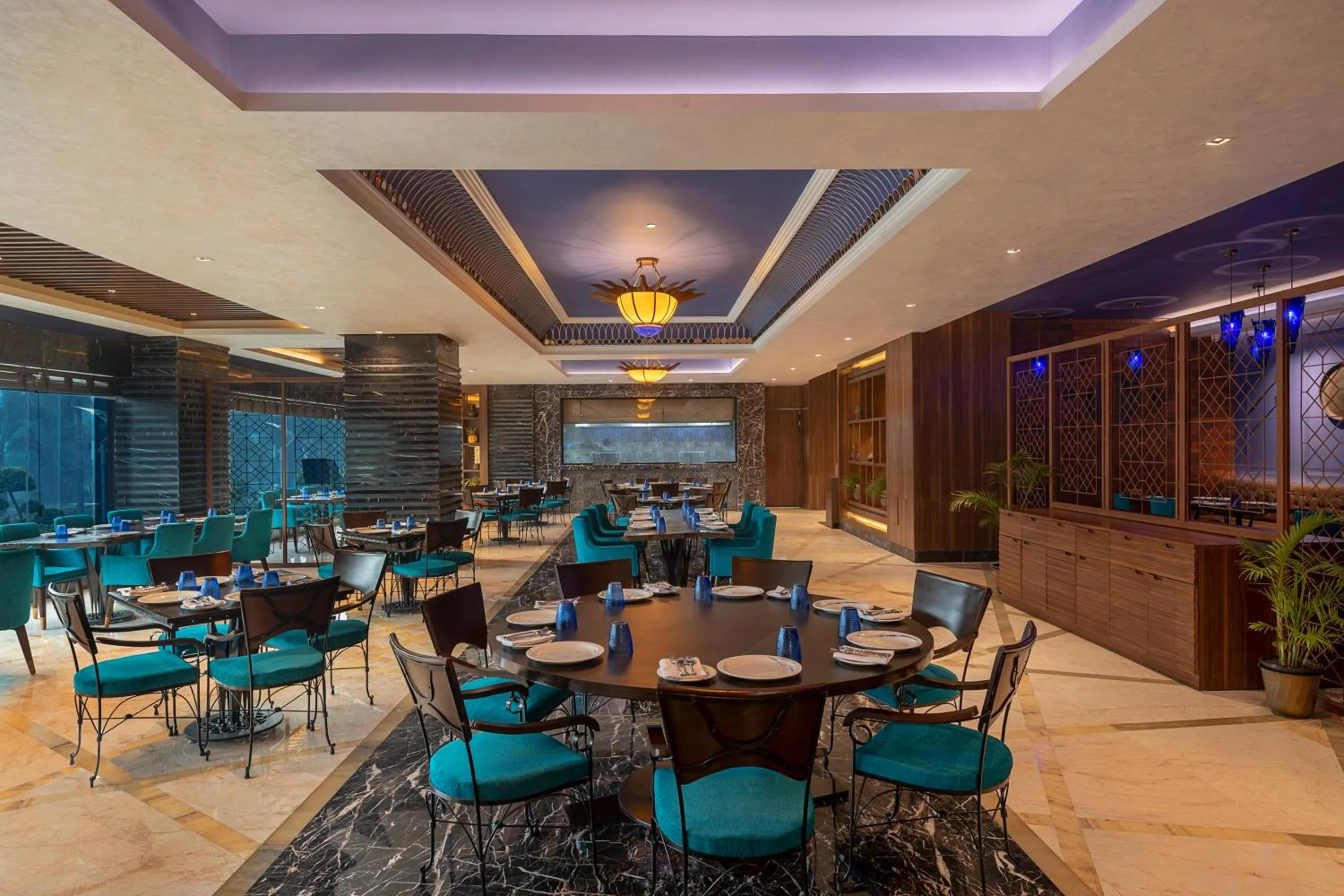 Restaurant/places to eat in Radisson Blu Kaushambi Delhi NCR