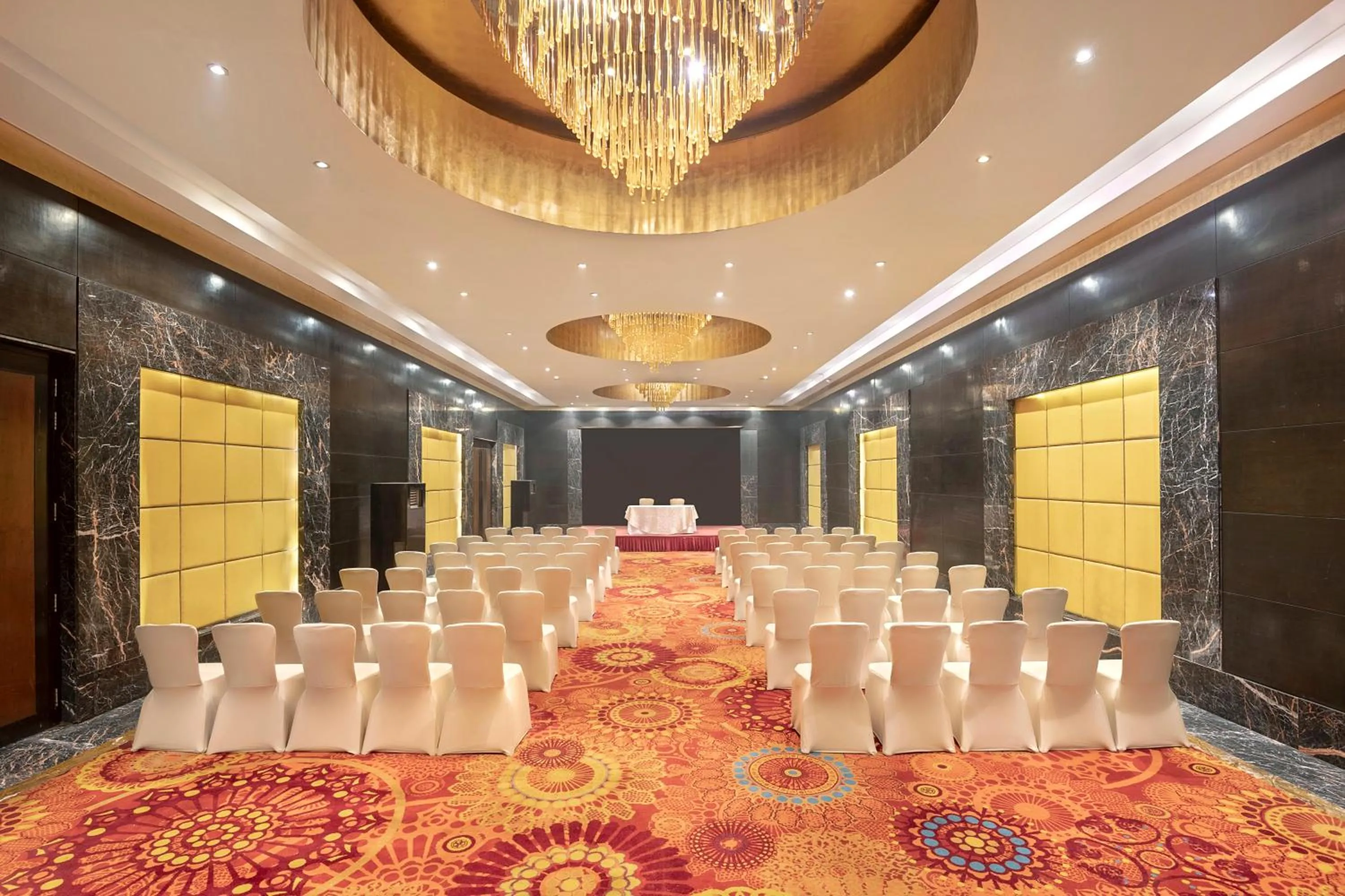 Business facilities in Radisson Blu Kaushambi Delhi NCR