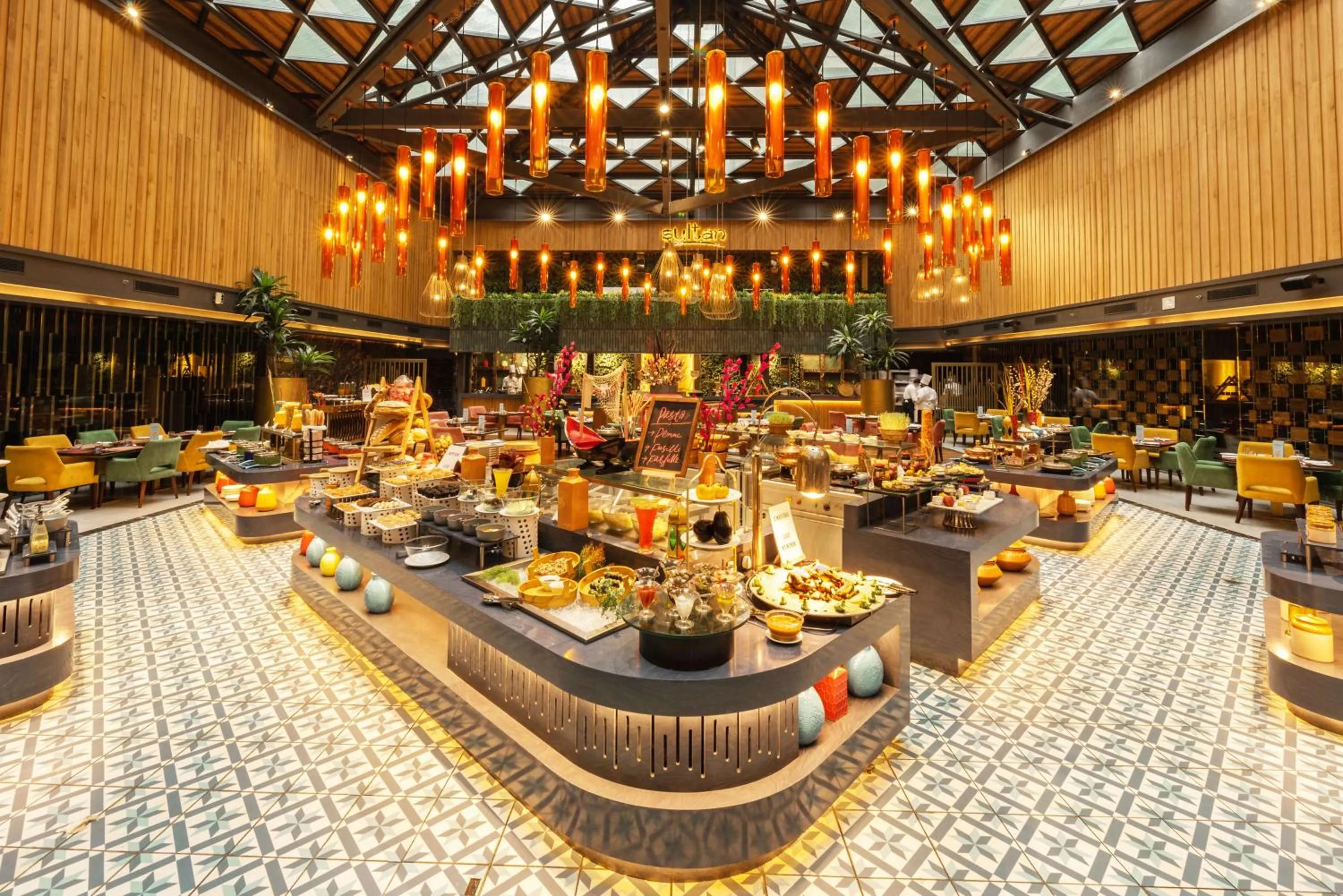 Food and drinks in Radisson Blu Kaushambi Delhi NCR