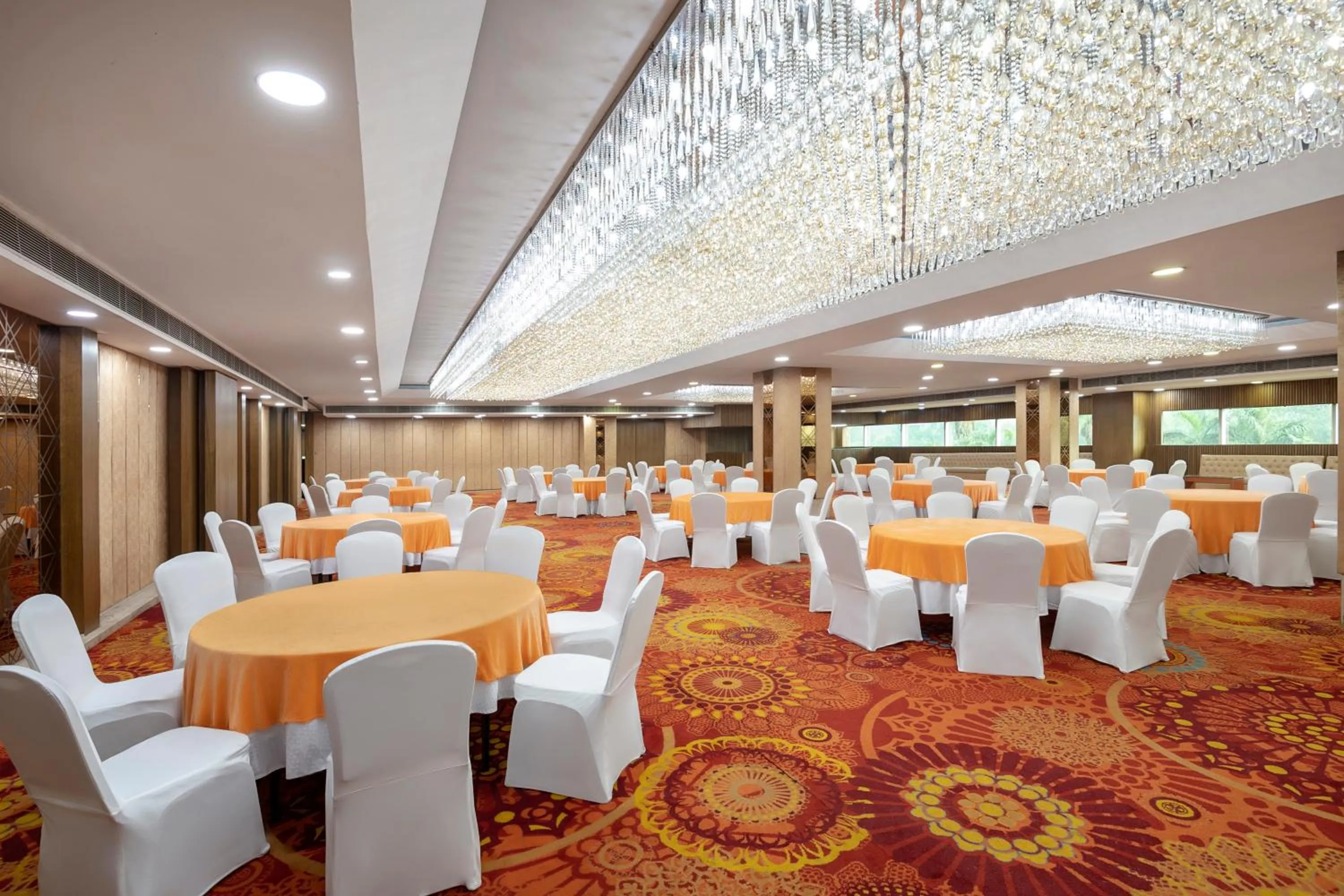 Business facilities in Radisson Blu Kaushambi Delhi NCR
