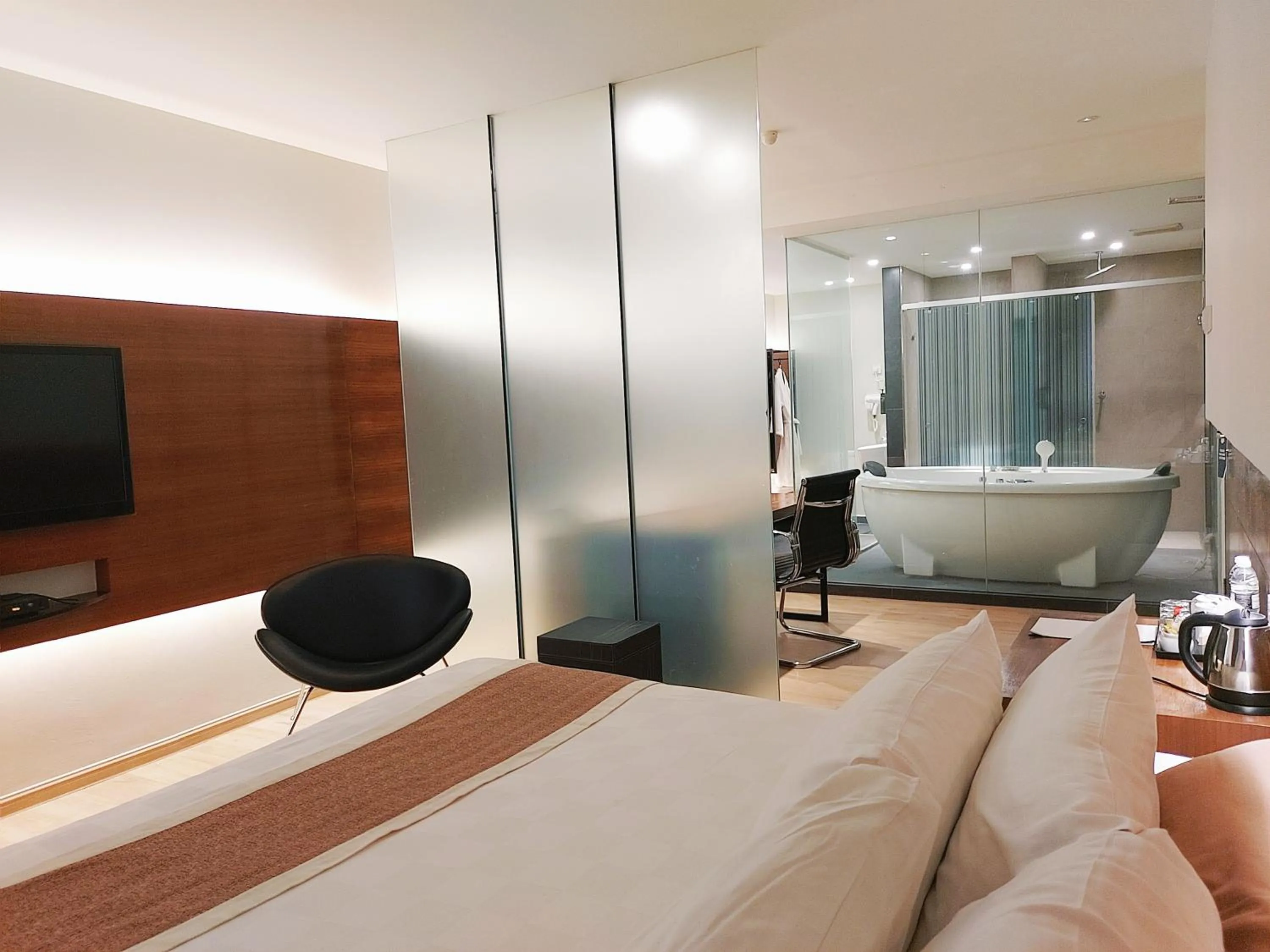 Bed in The Leverage Business Hotel - Bandar Baru Mergong