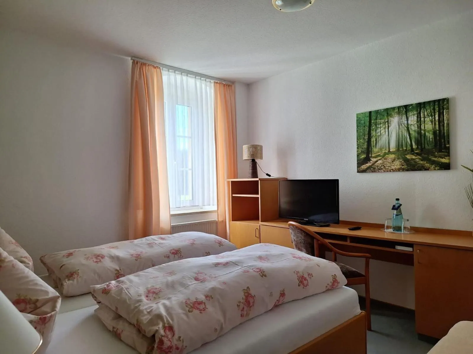 Bed in Hotel Heilbrunnen