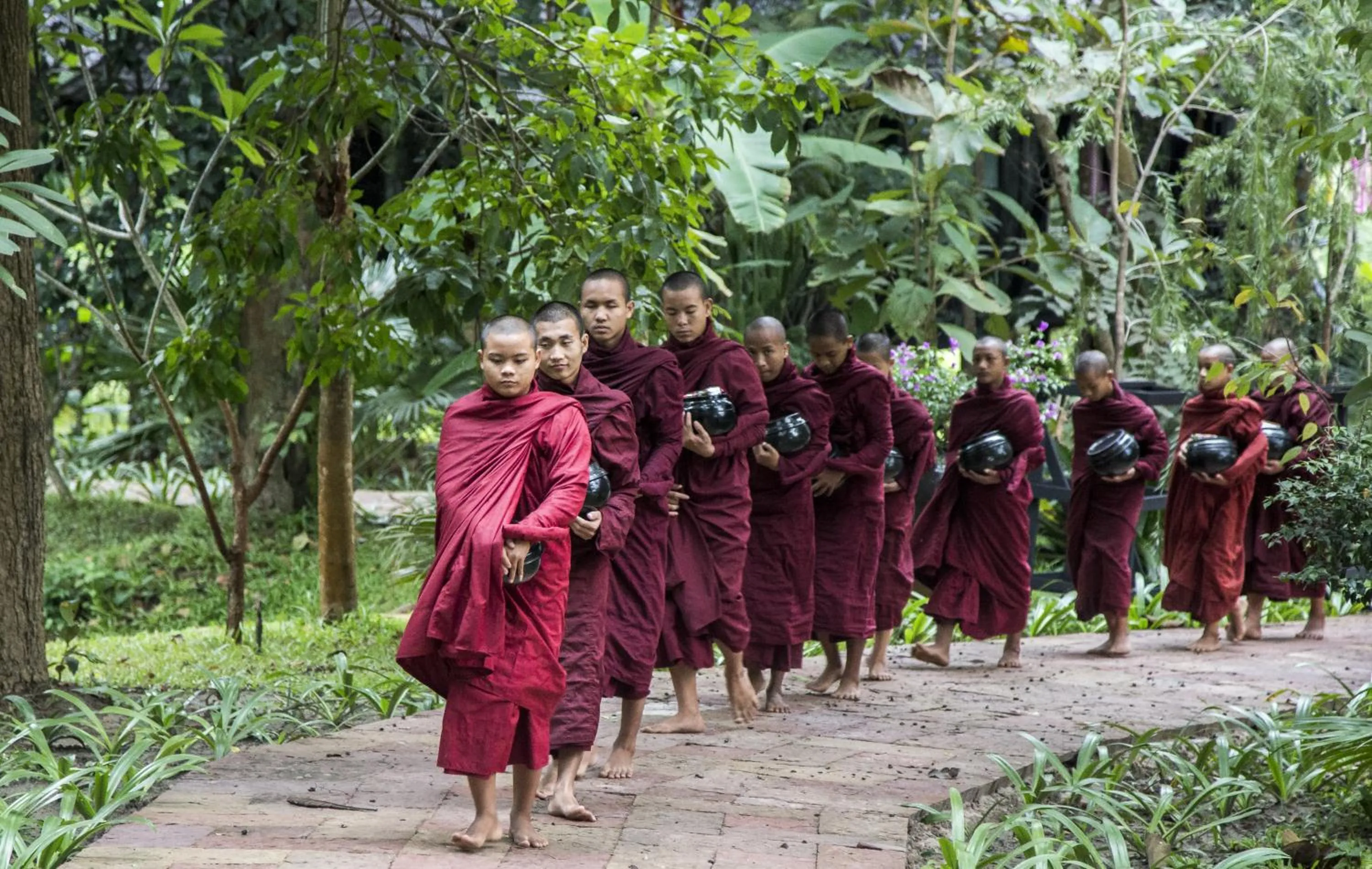 People in Villa Inle Boutique Resort