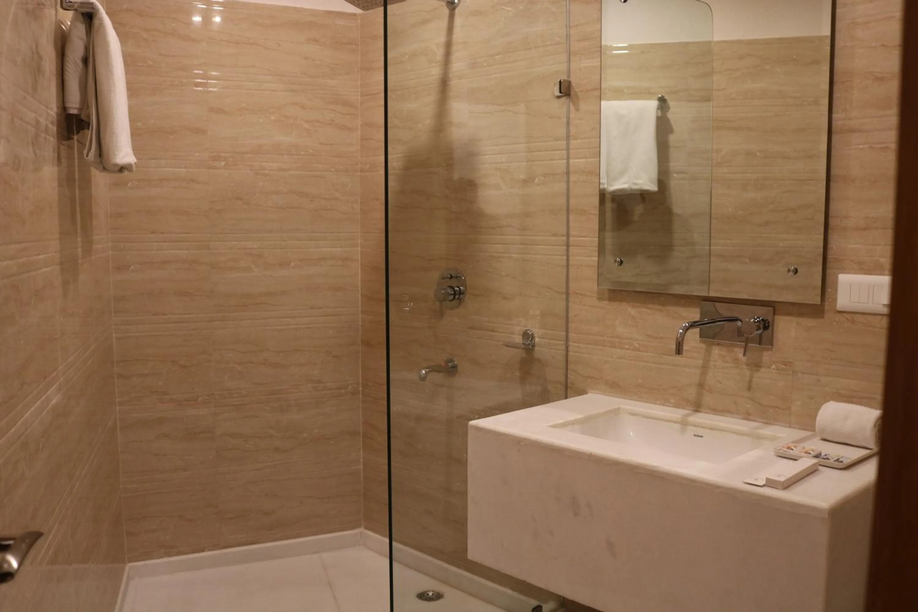 Bathroom in Hotel Park Residency
