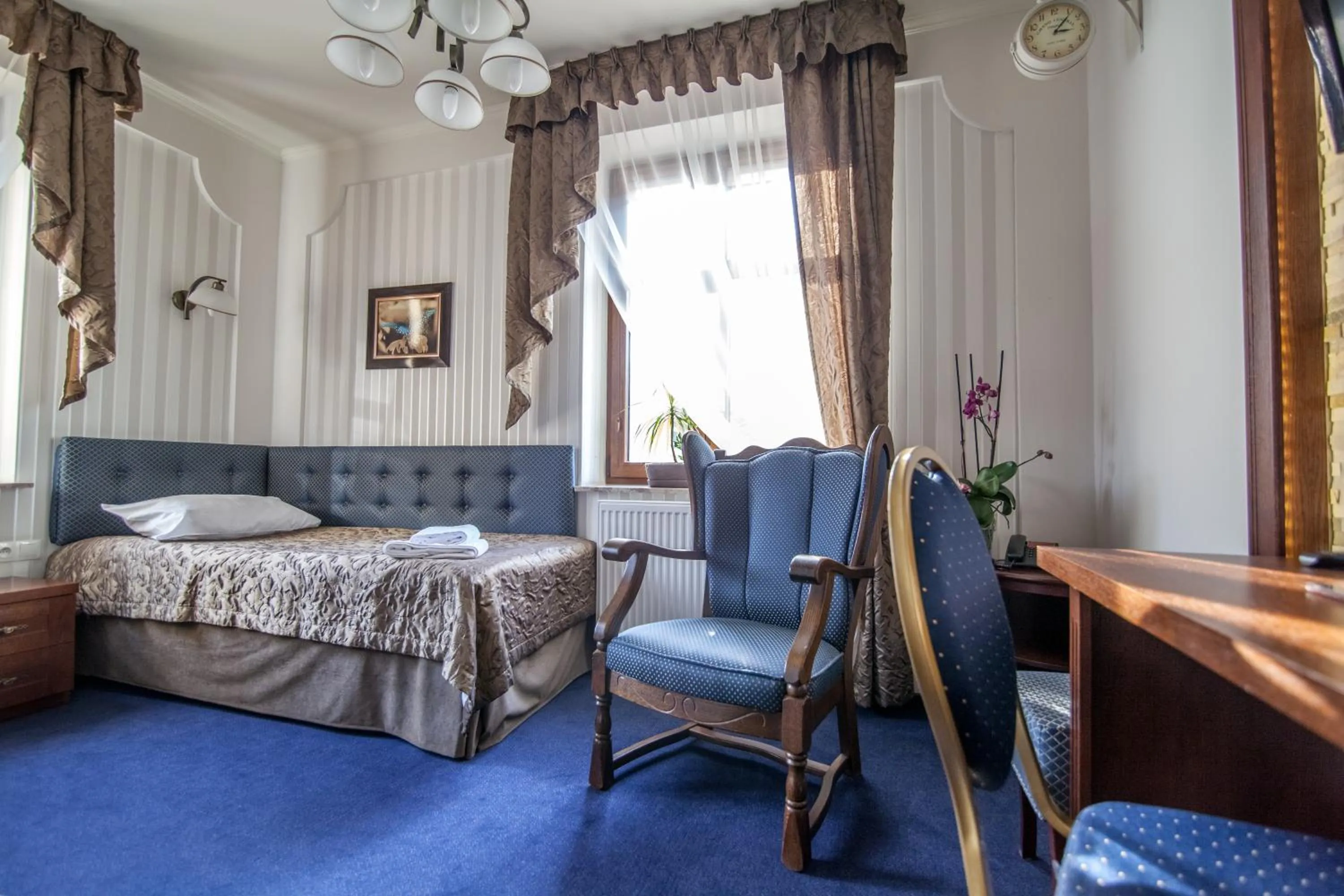 Bed in Hotel Fryderyk