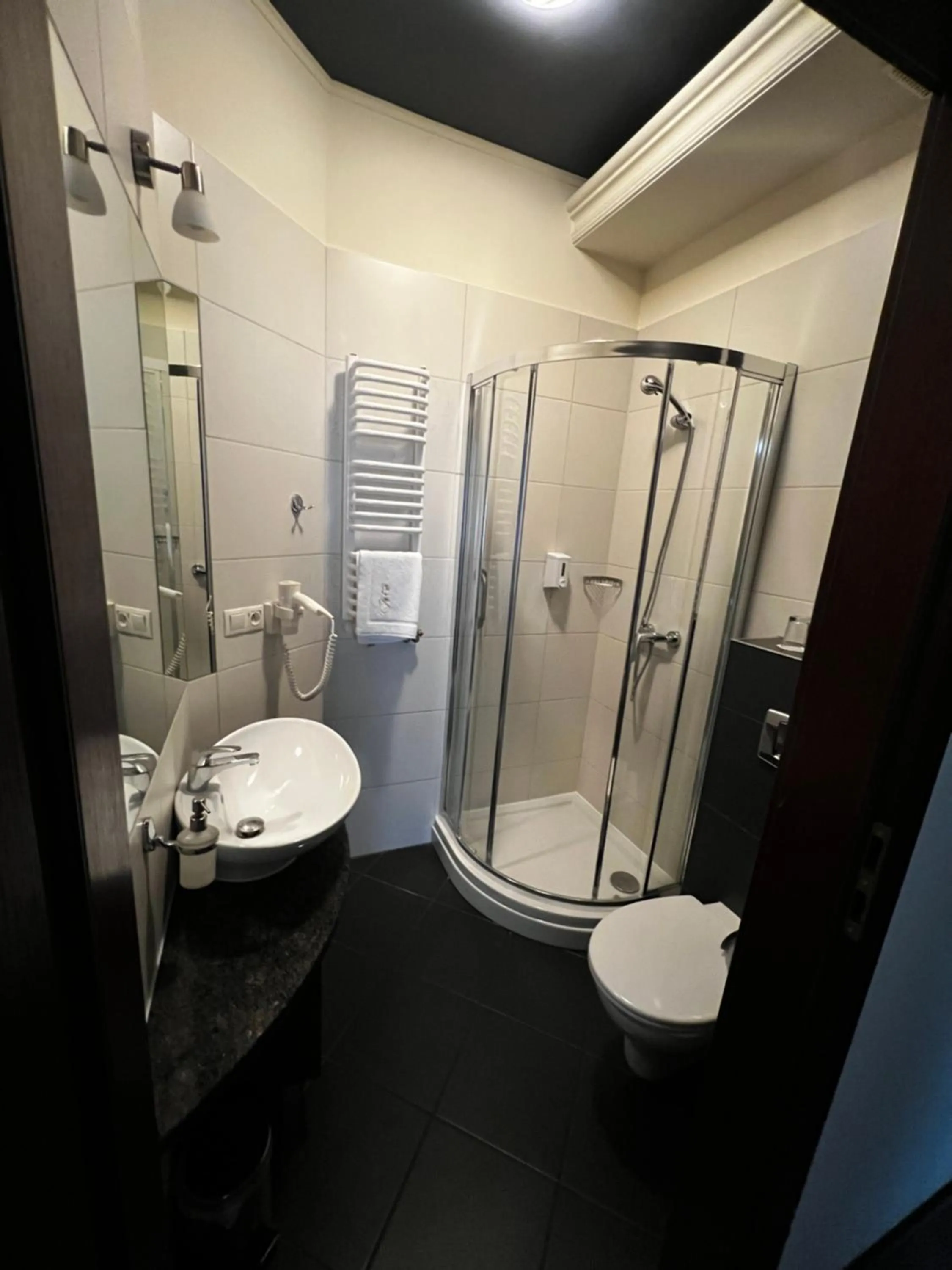 Shower in Hotel Fryderyk