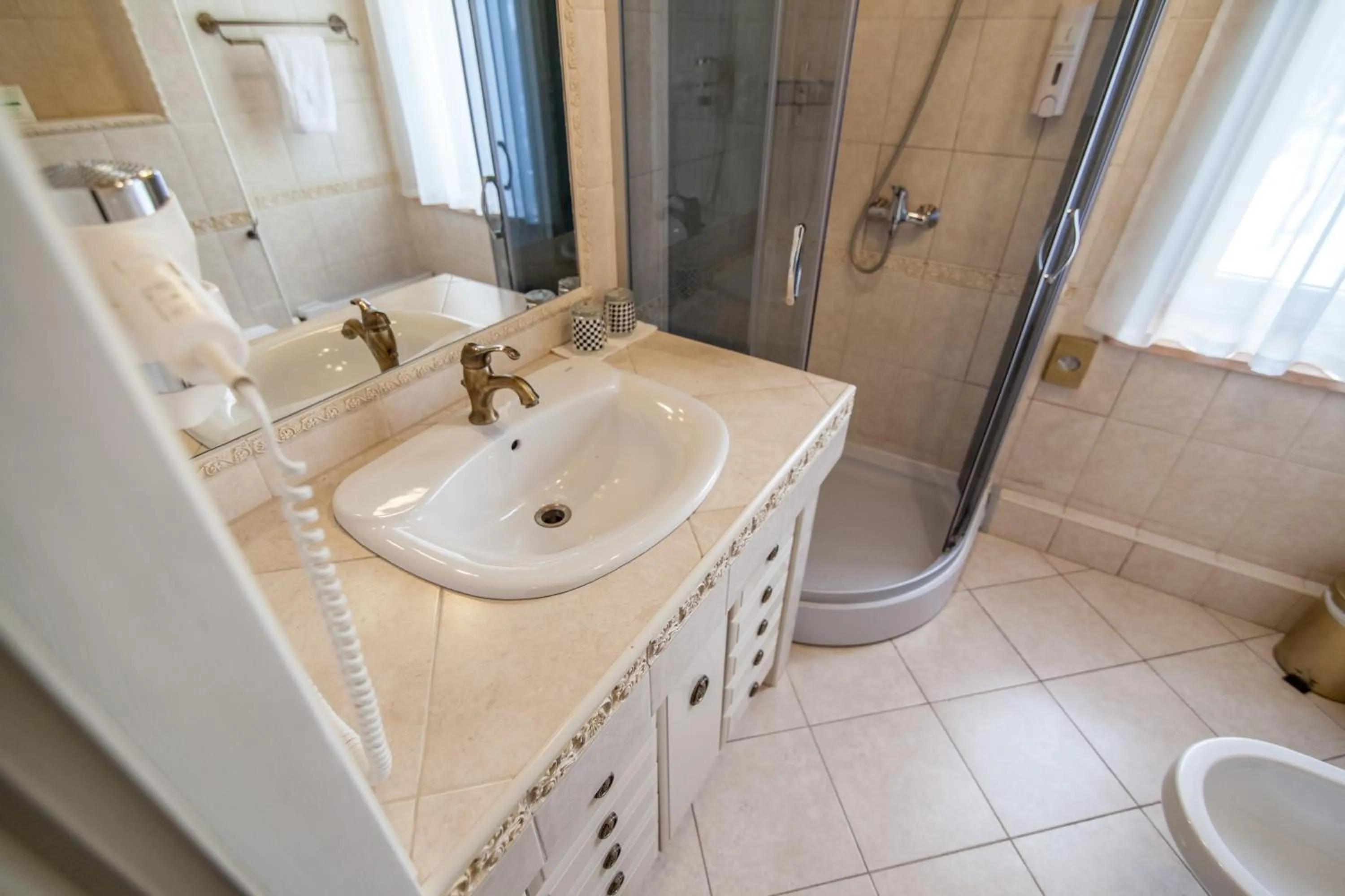 Photo of the whole room in Hotel Fryderyk