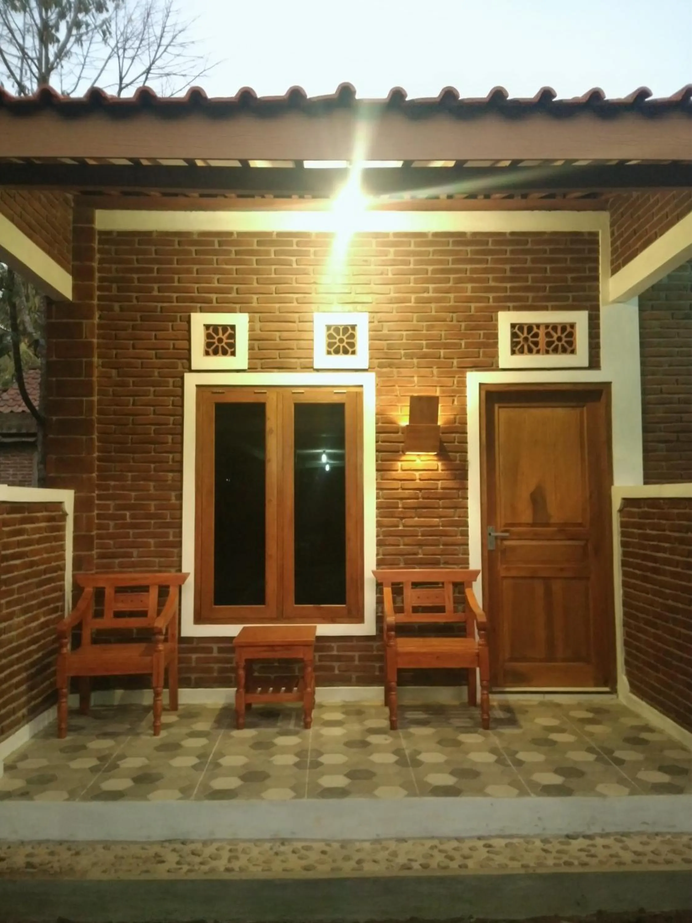 Garden in Genthong Homestay