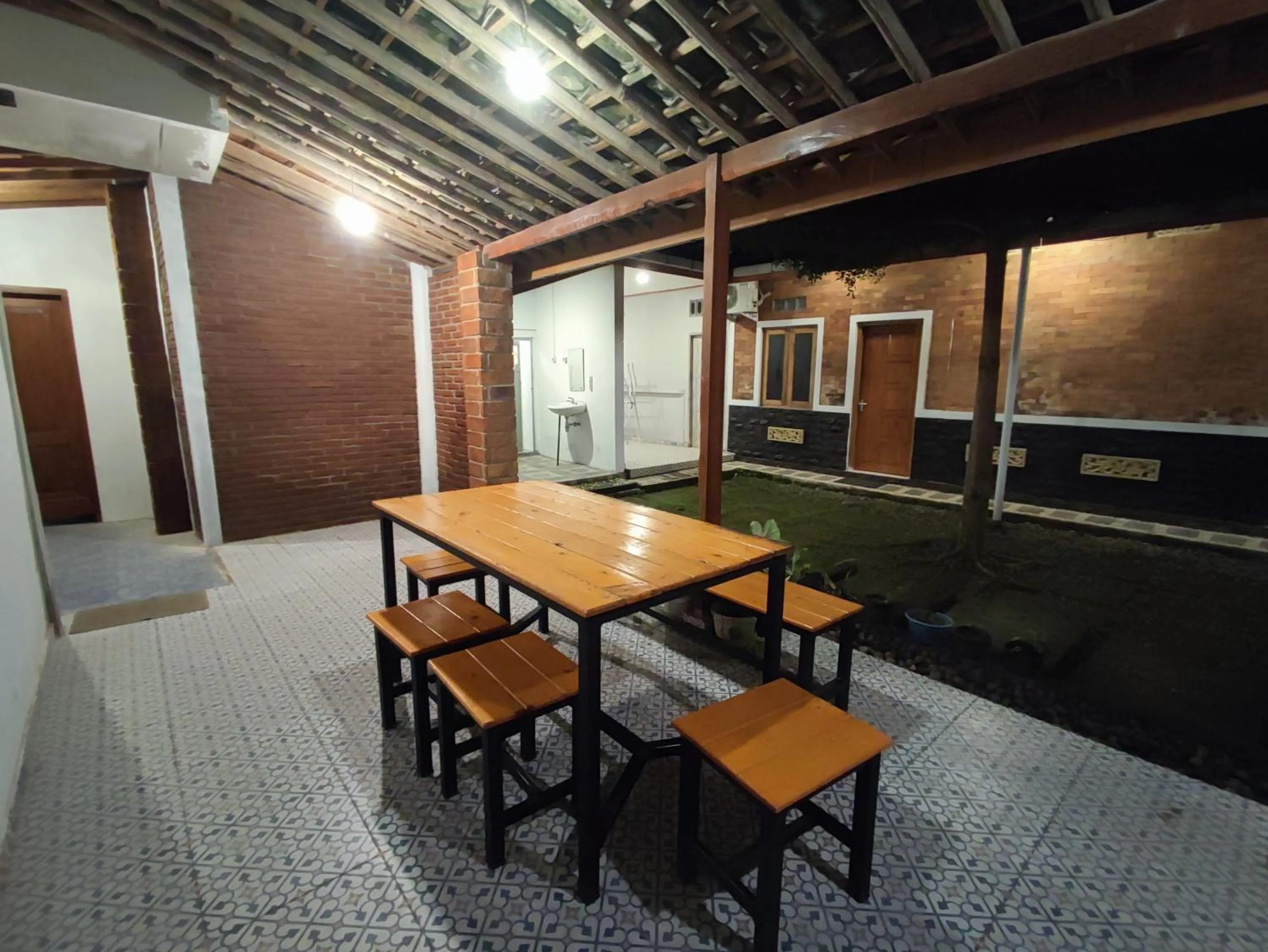 Patio in Genthong Homestay