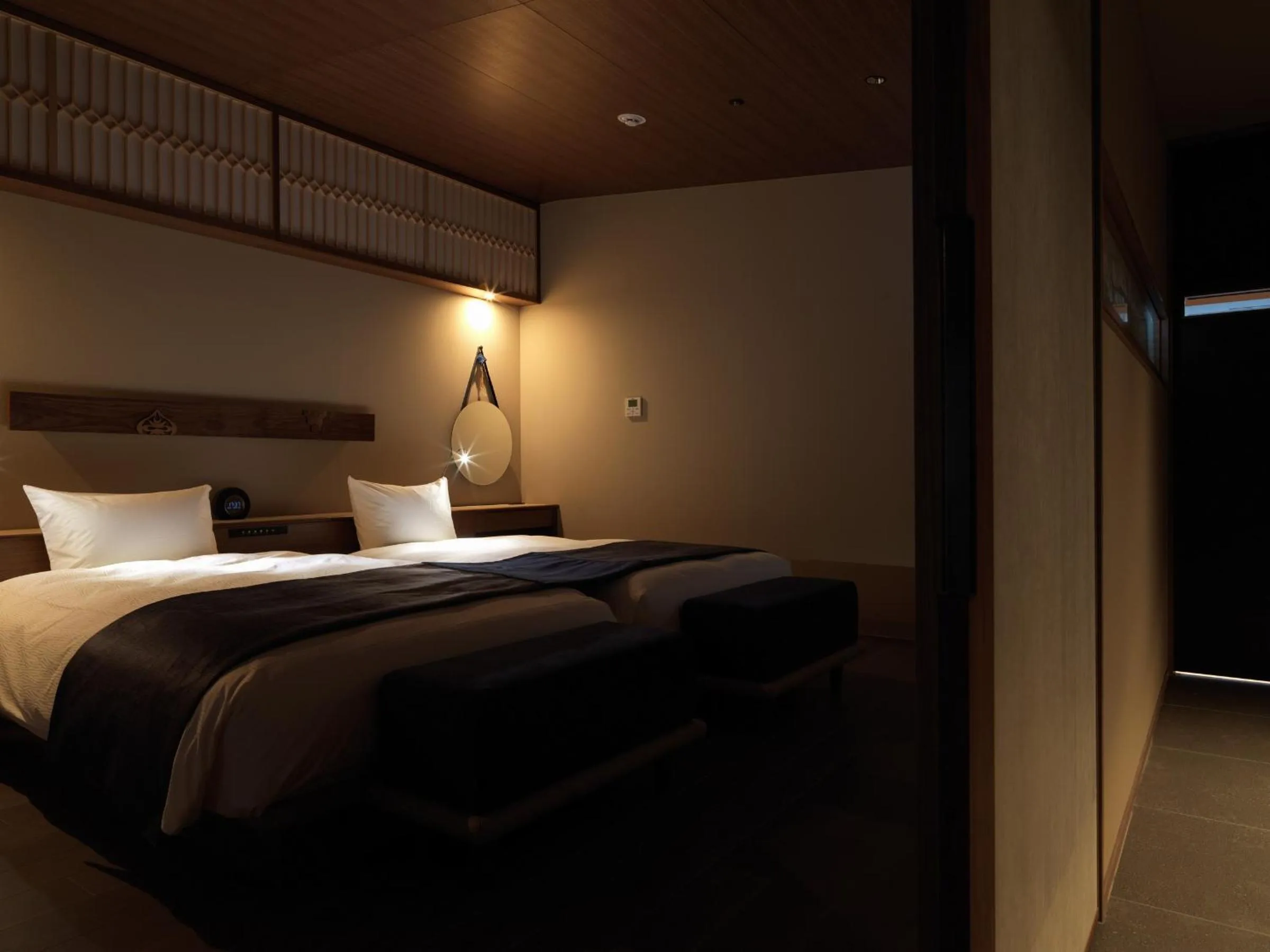 Bedroom, Bed in Lake Shikotsu Tsuruga Bessou AO no ZA