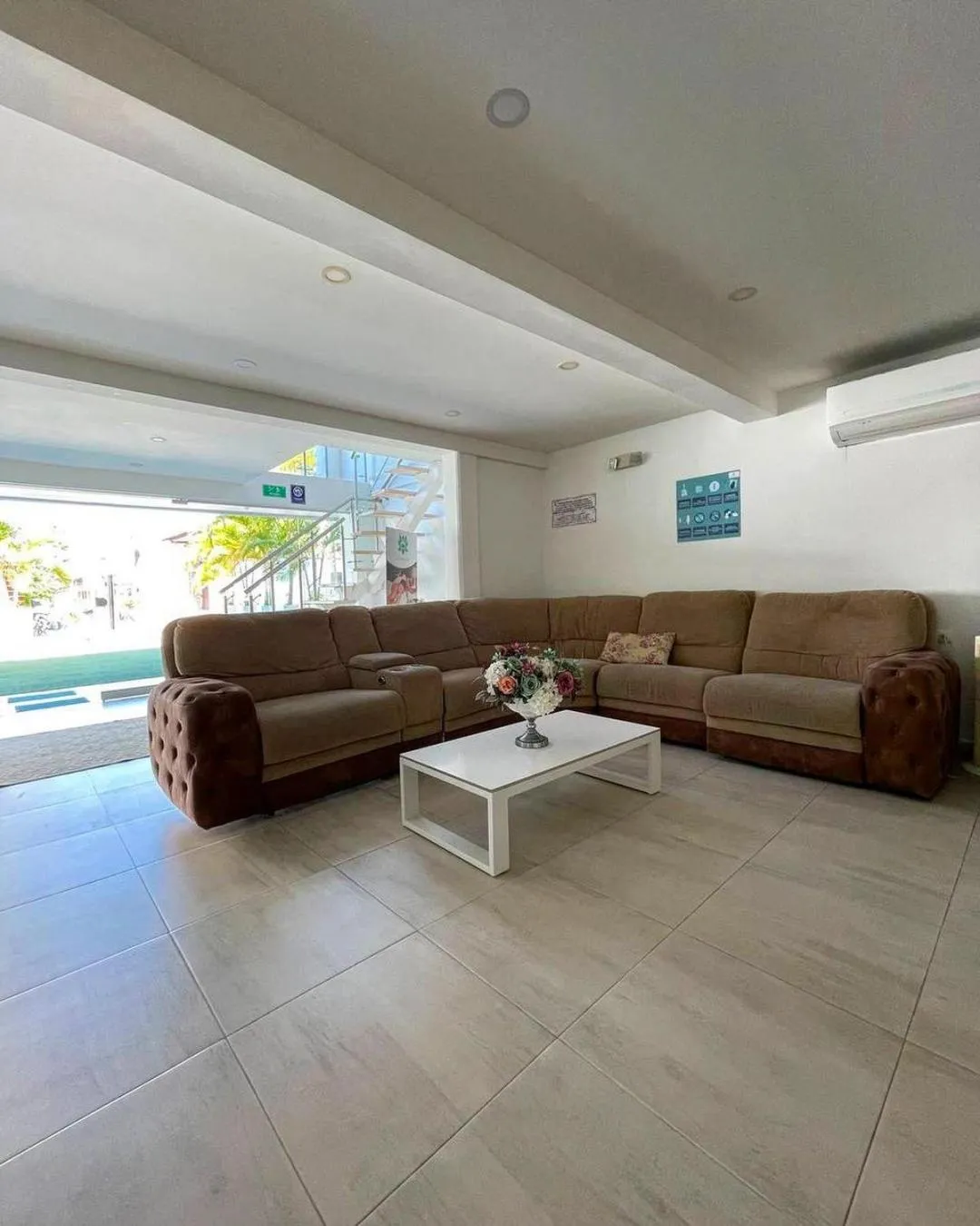 Lobby or reception in HOTEL HABANA REAL