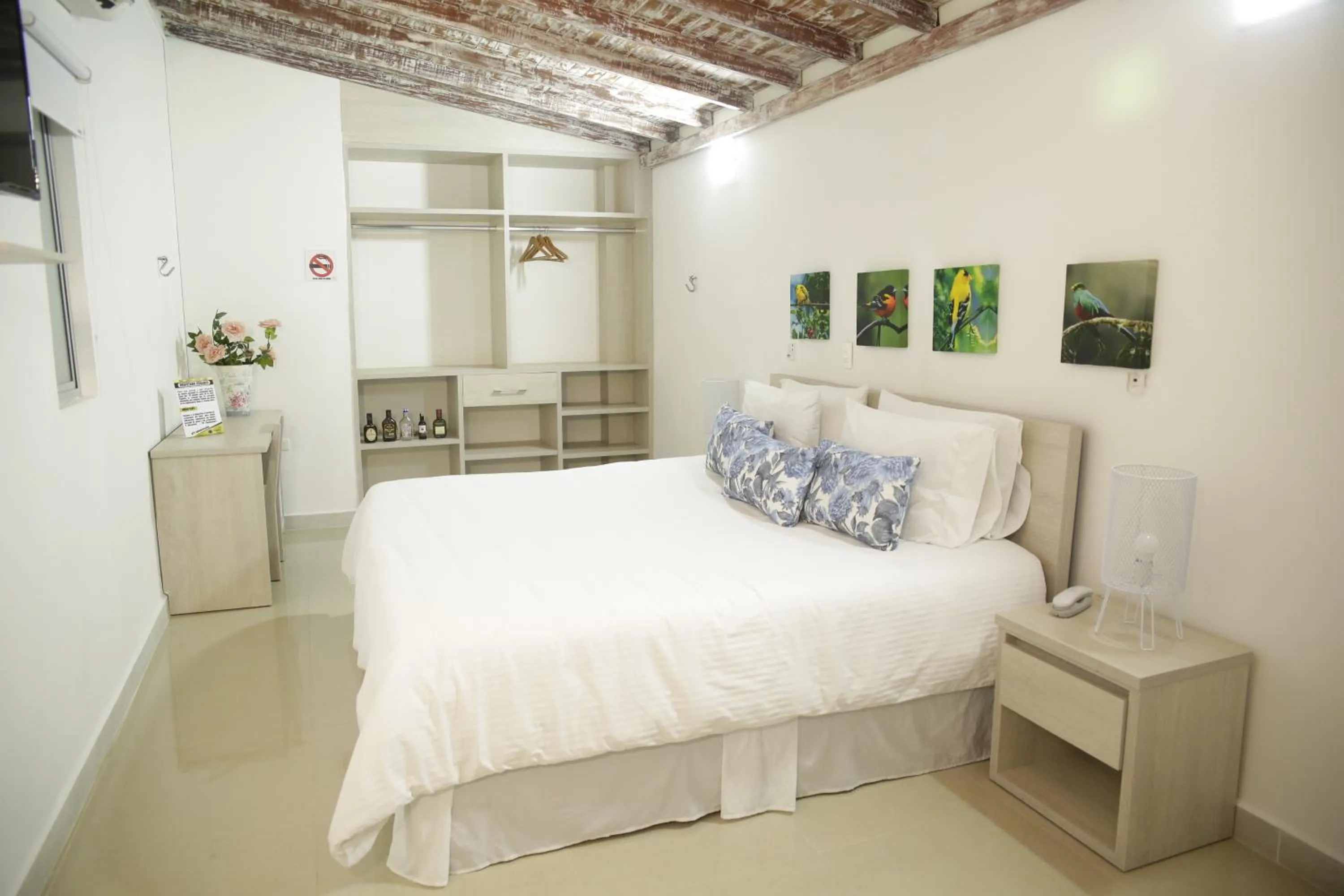 Bed in HOTEL HABANA REAL