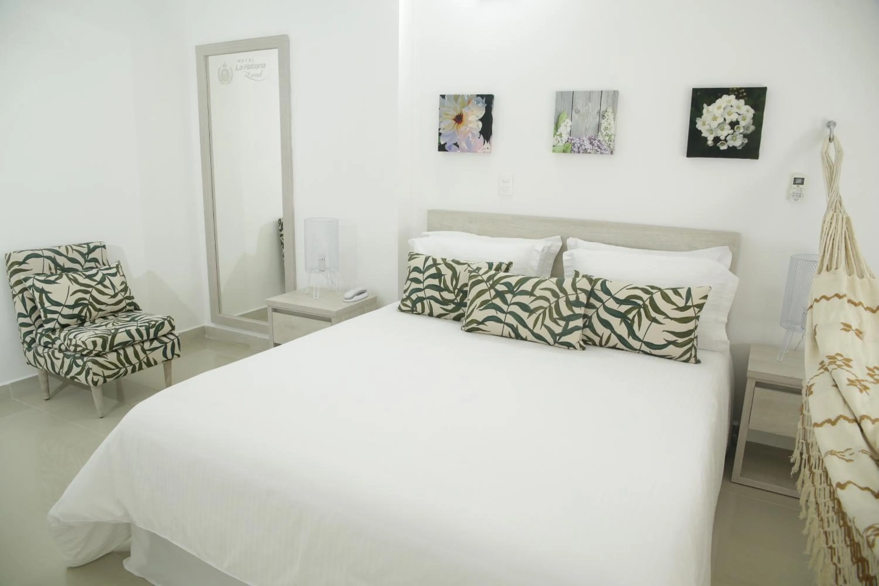 Bed in HOTEL HABANA REAL