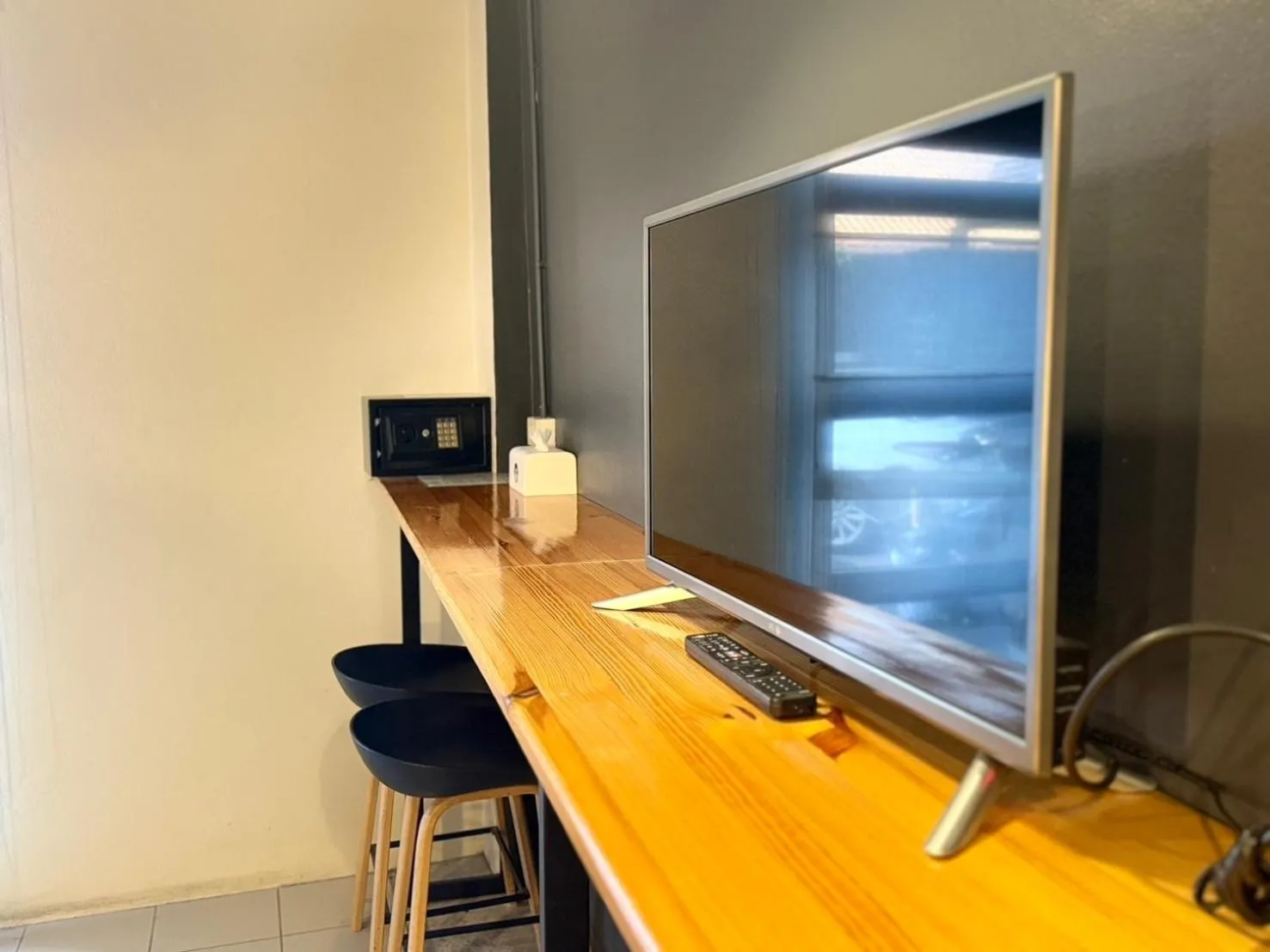 Blu Monkey Hotel Surat Thani