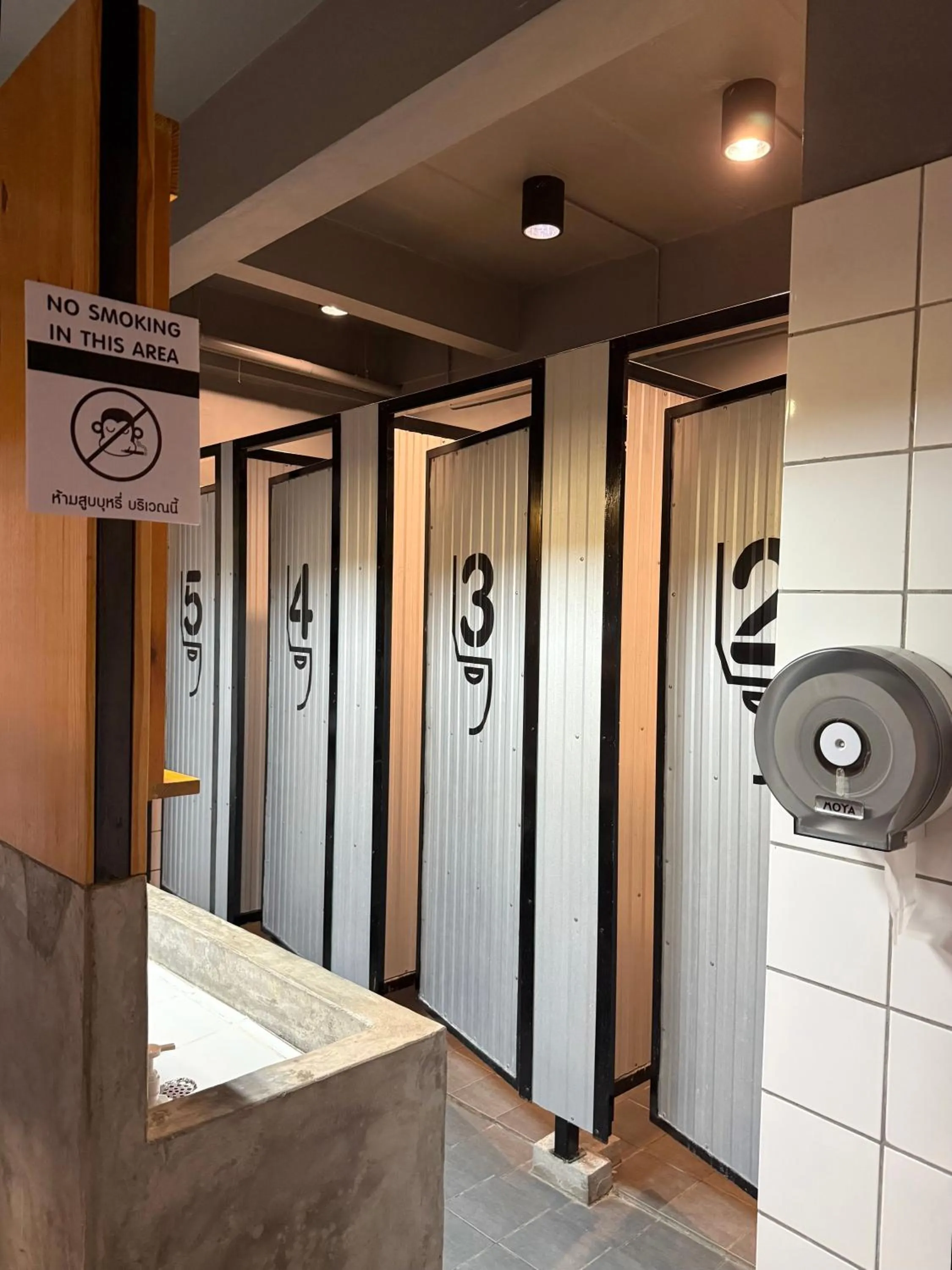 Blu Monkey Hotel Surat Thani