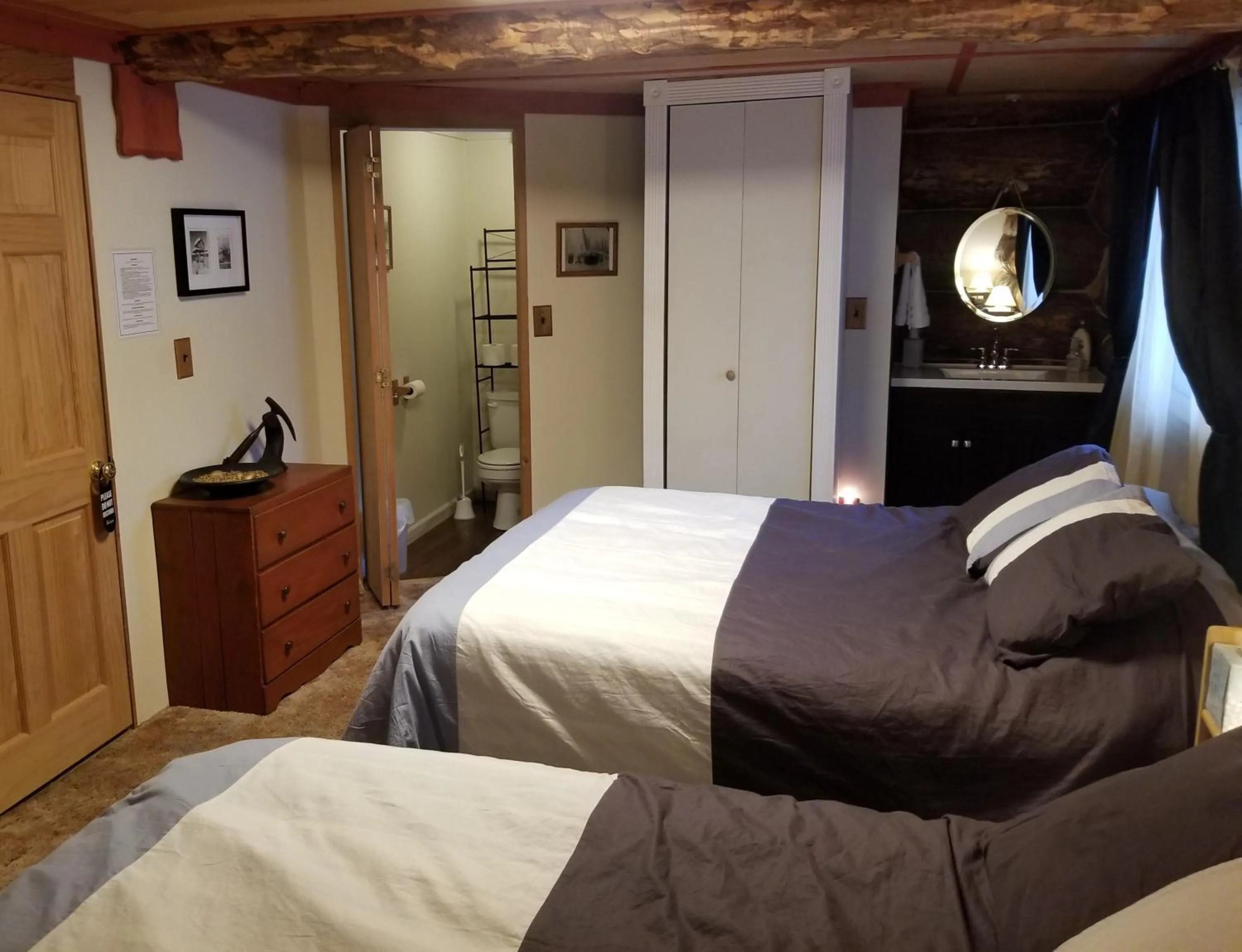 Bed in Northern Sky Lodge