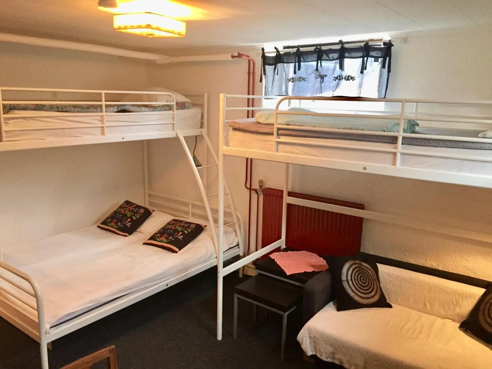 Bed in Prinsgården B&B rum stugor