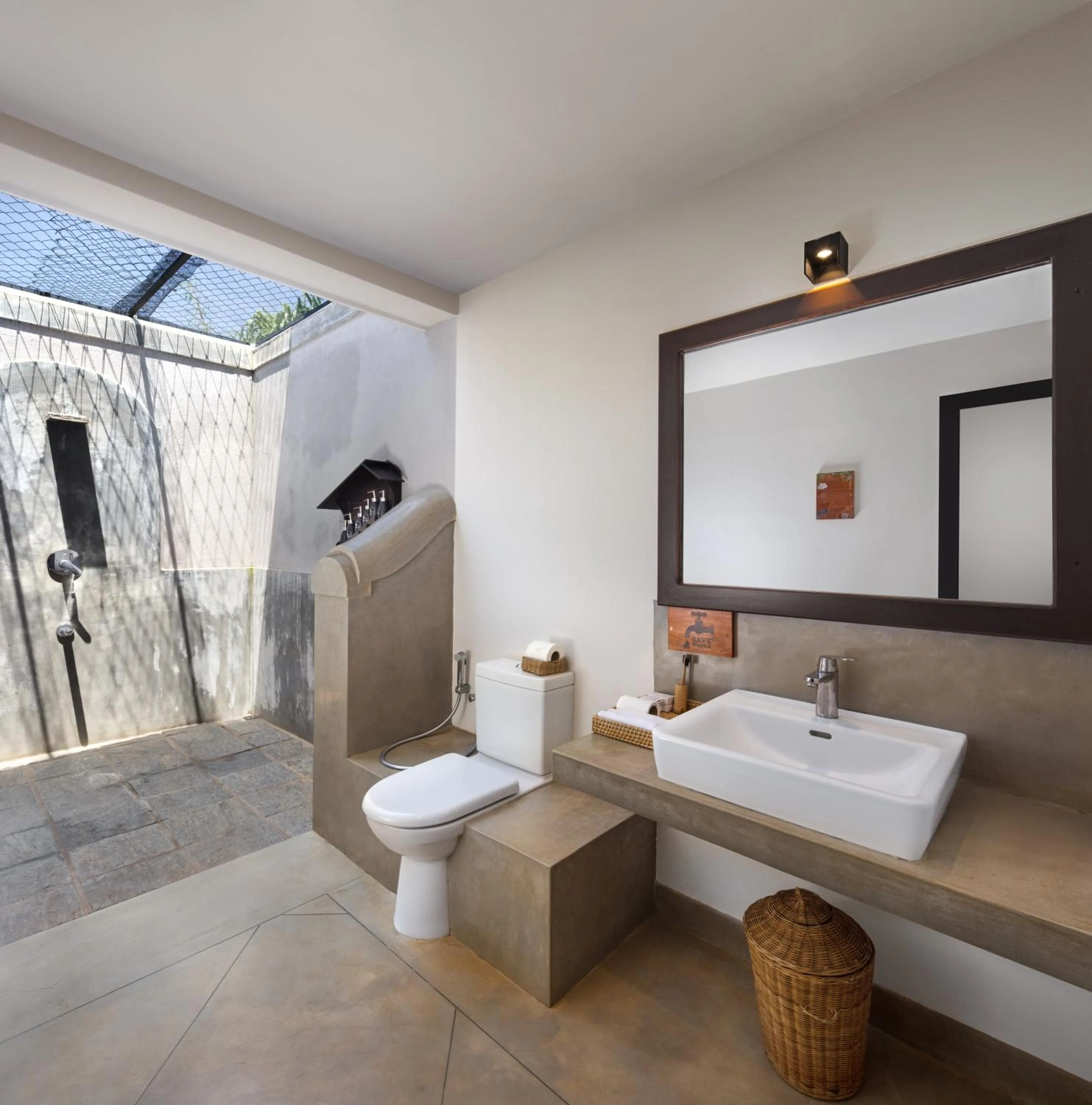 Bathroom in Ravana Garden