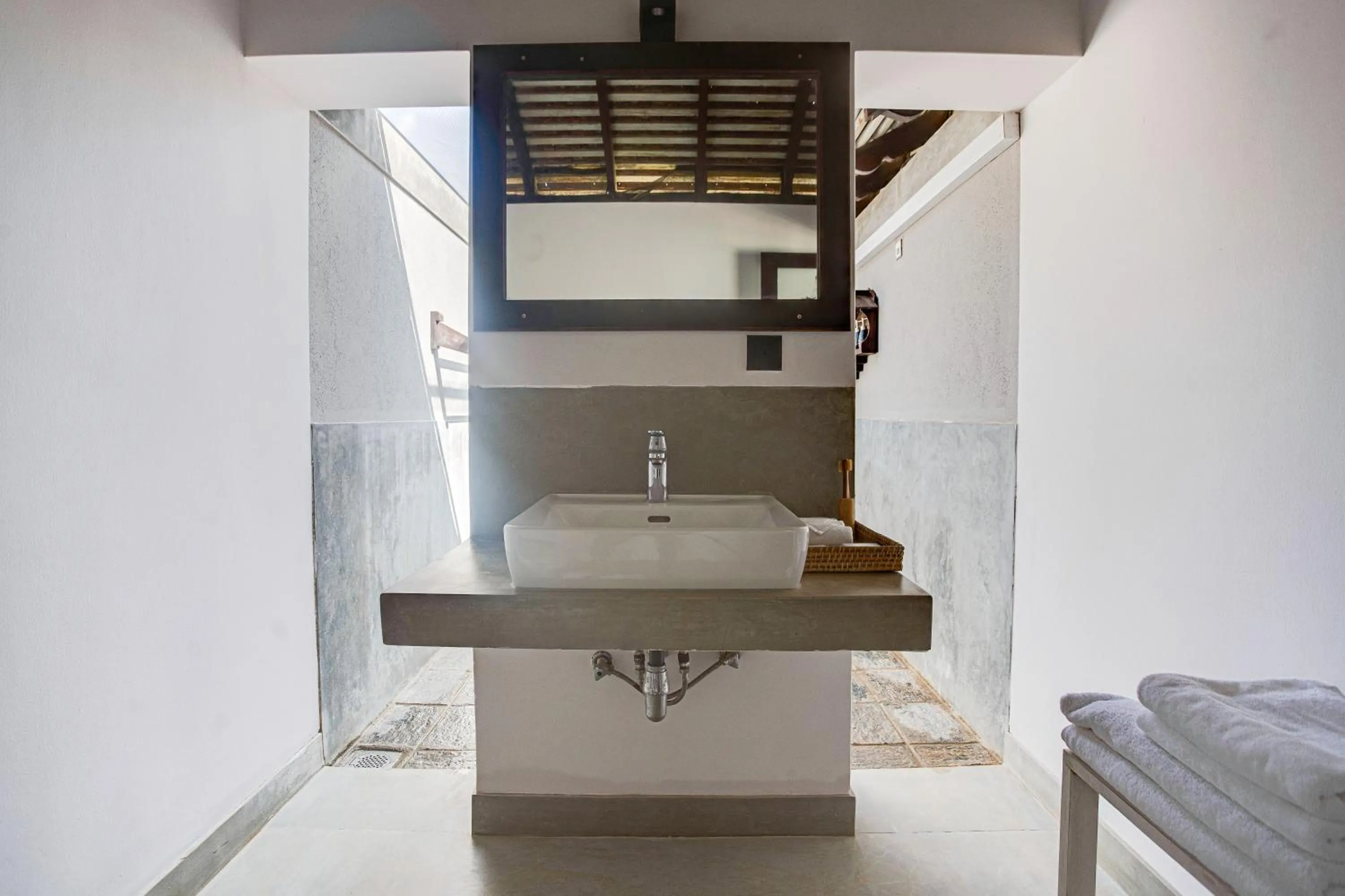 Toilet in Ravana Garden