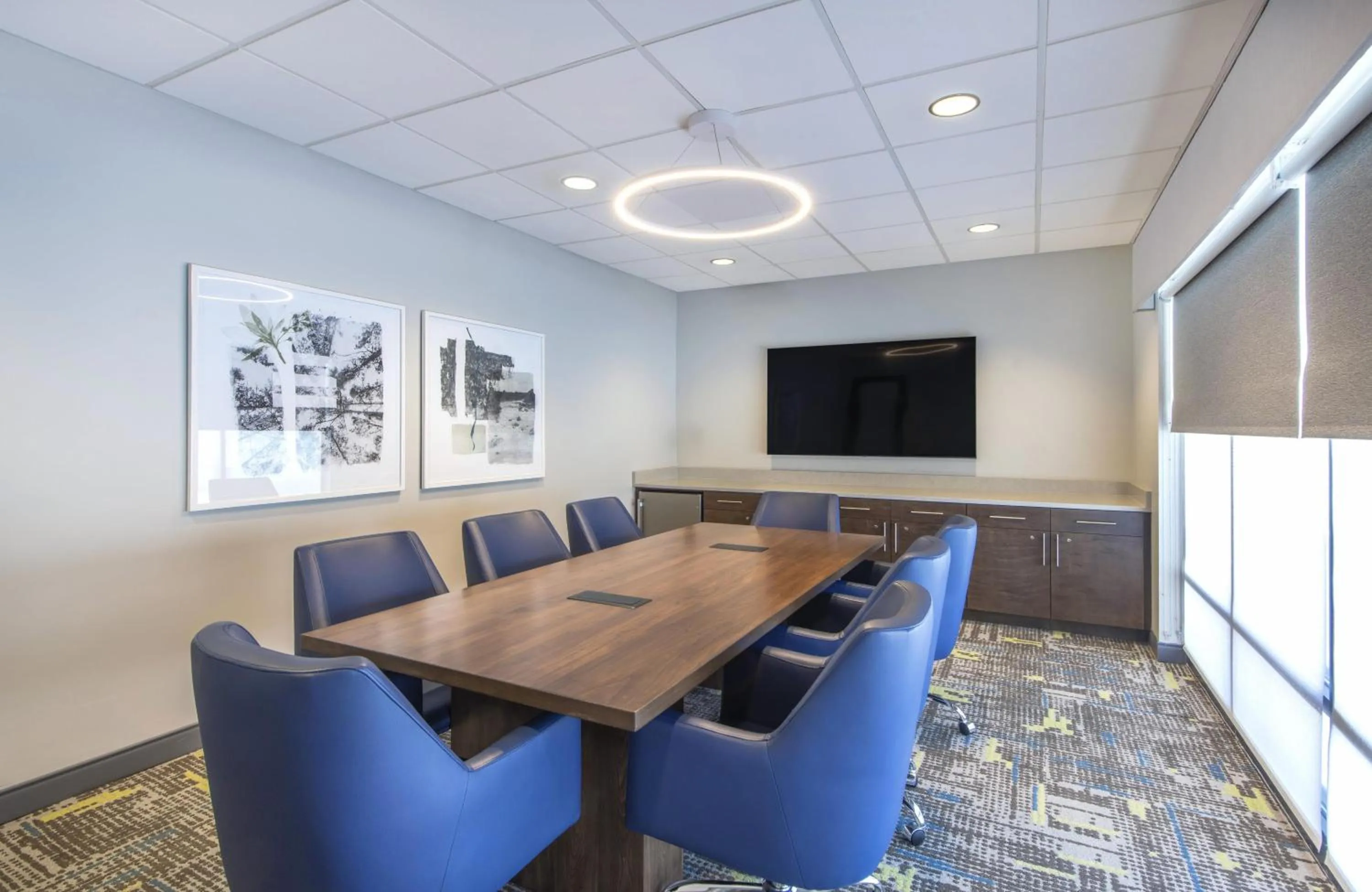 Meeting/conference room in Hampton Inn & Suites Burlington