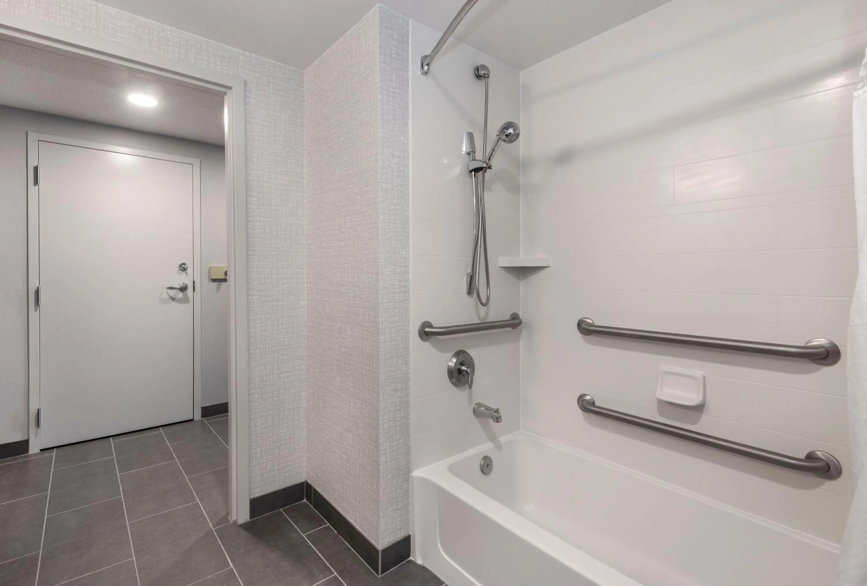 Bathroom in Hampton Inn & Suites Burlington