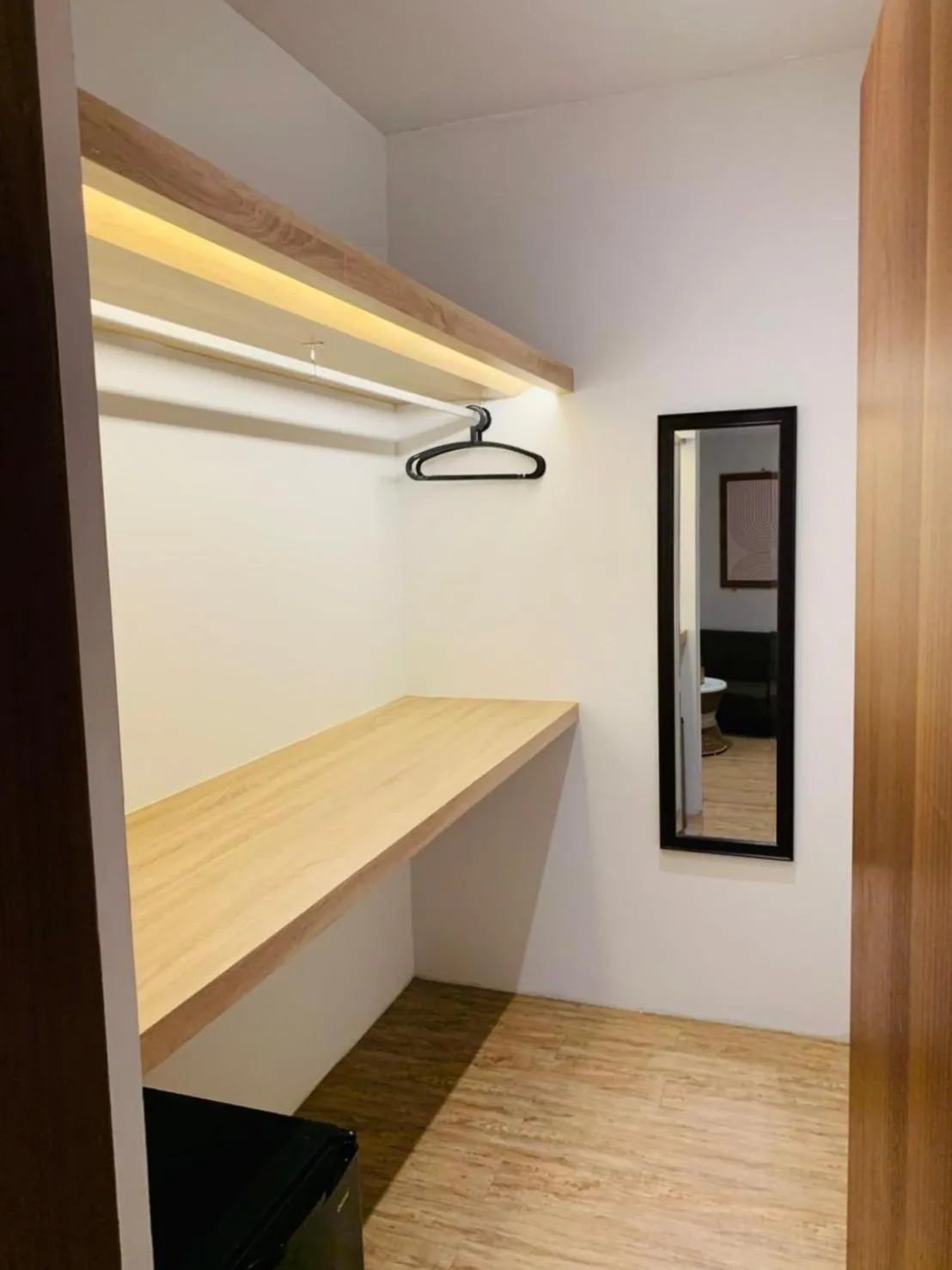 Photo of the whole room in H suite Go