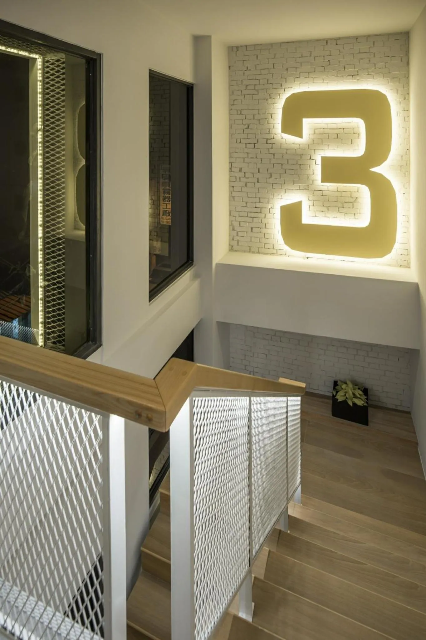 On site in H suite Go