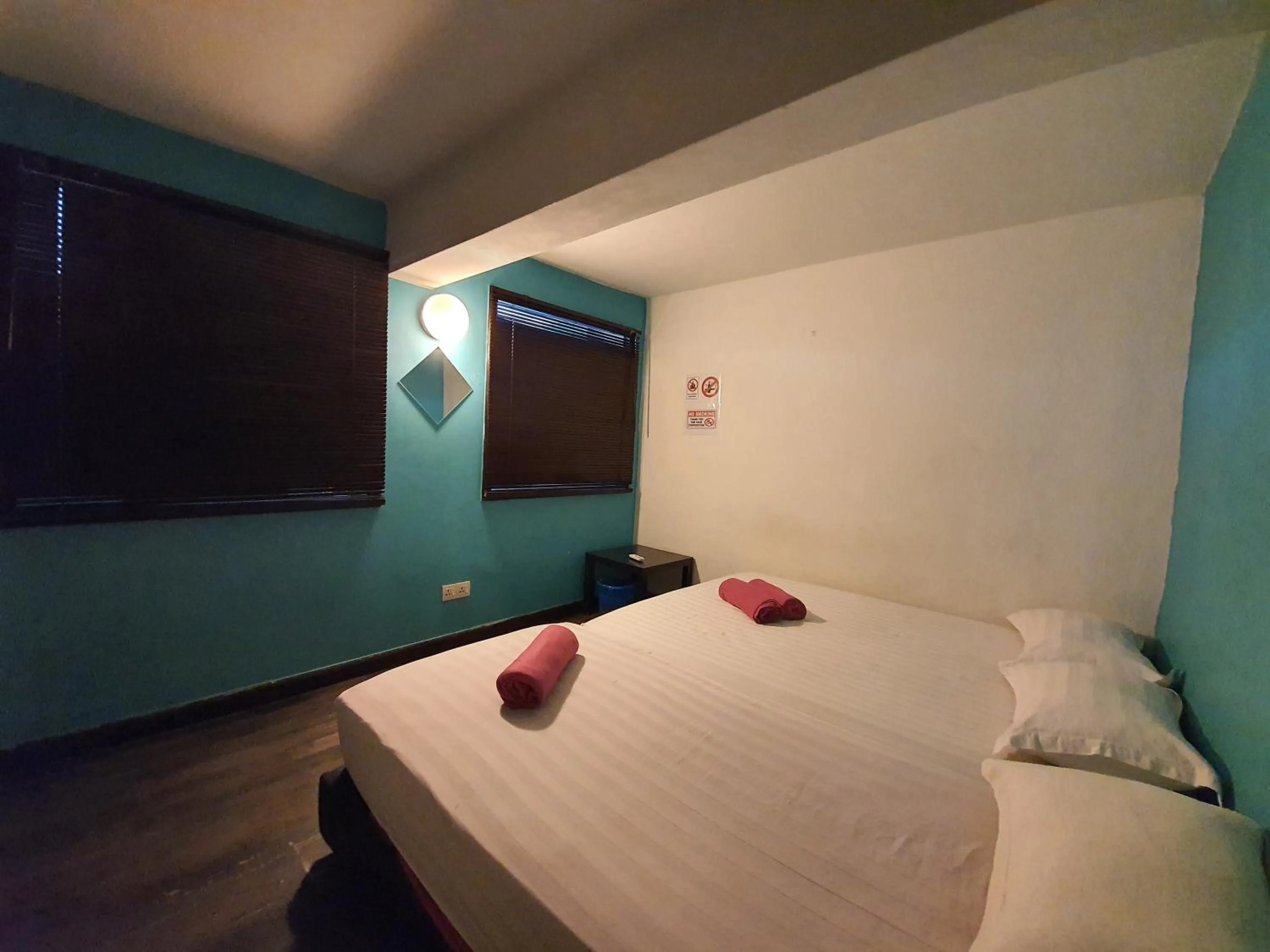 Bed in Travel Hub Guesthouse