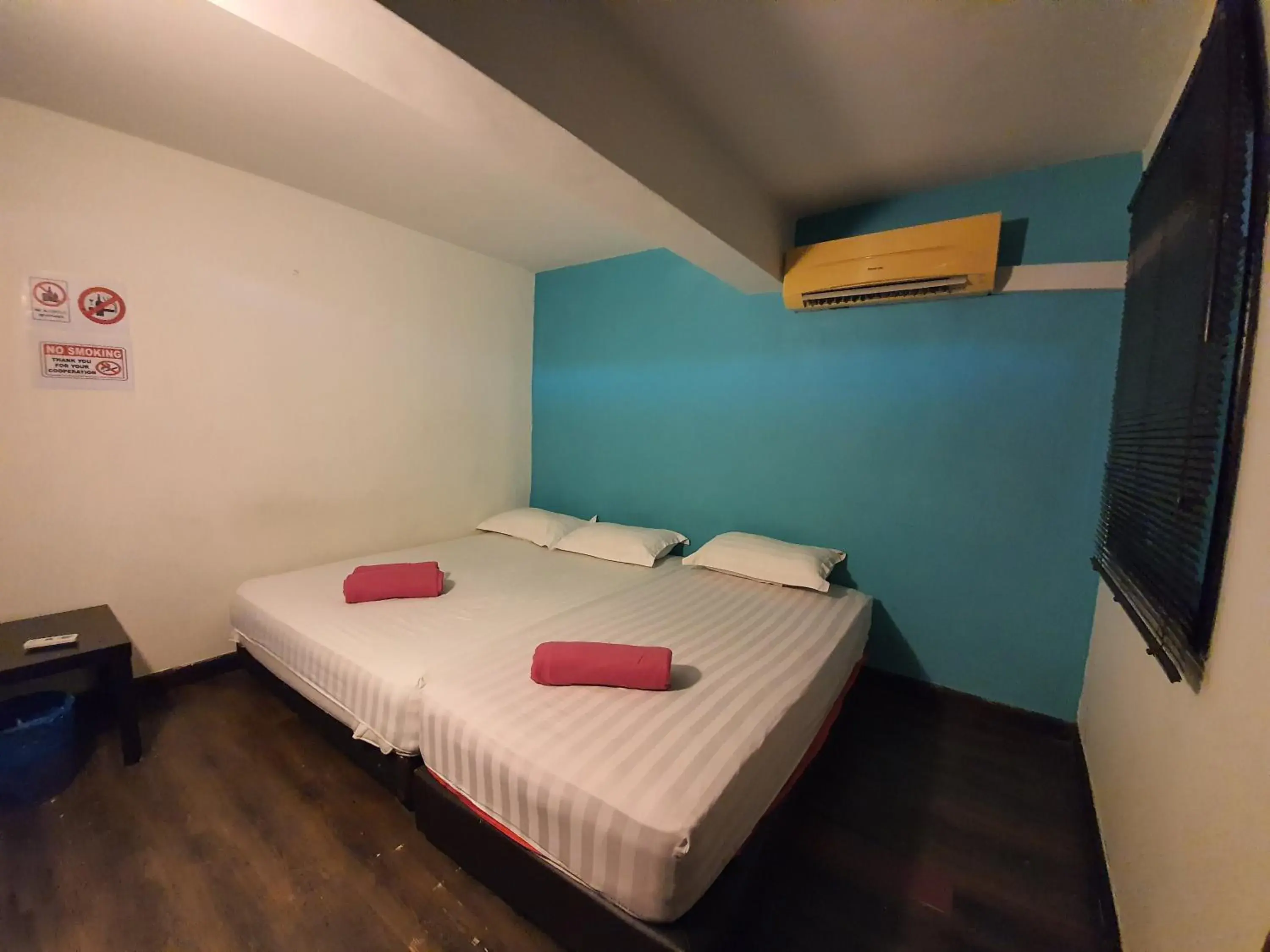 Standard Triple Room in Travel Hub Guesthouse Standard Triple Room in Travel Hub Guesthouse