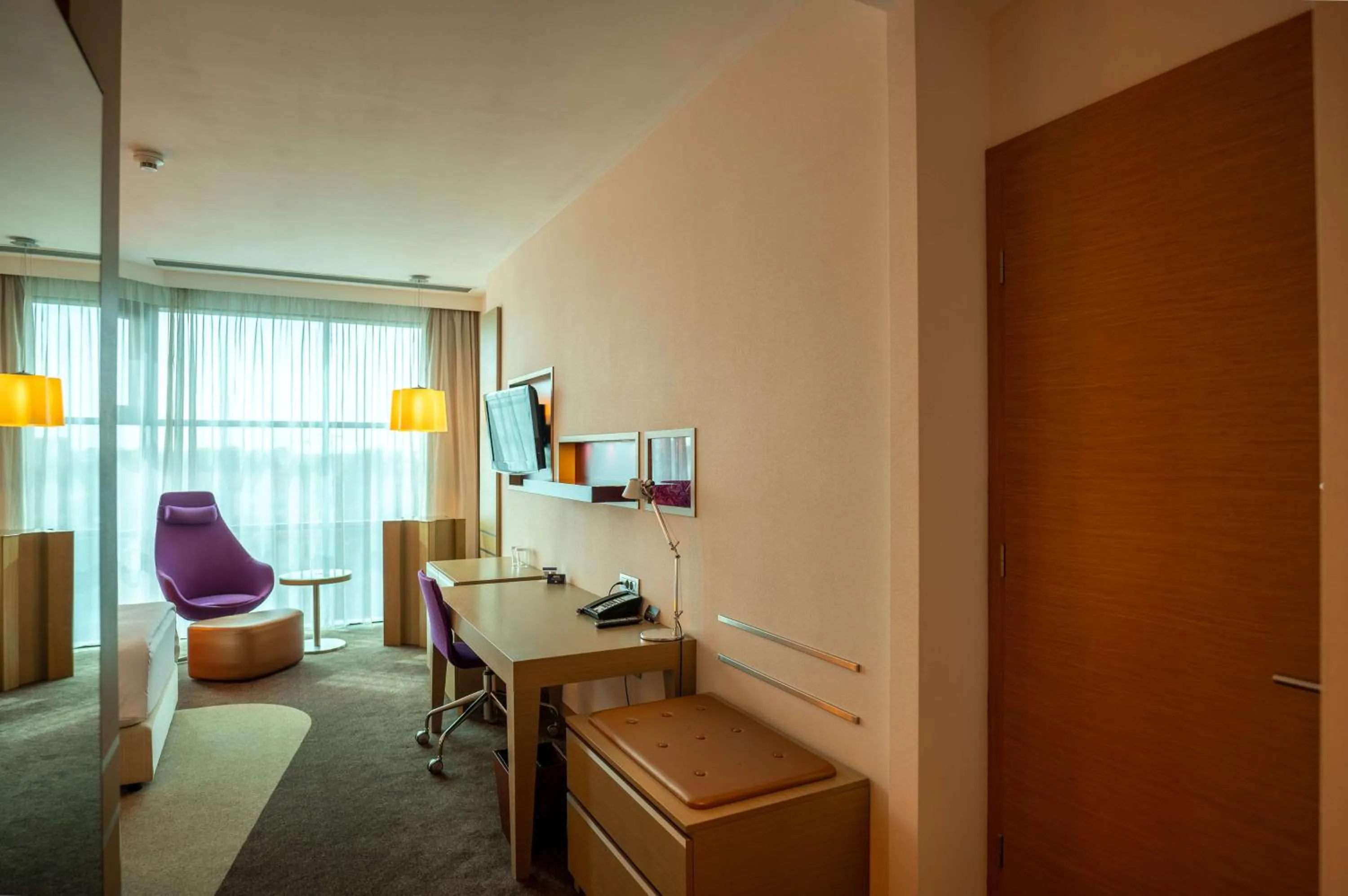 Bedroom in DoubleTree by Hilton Oradea