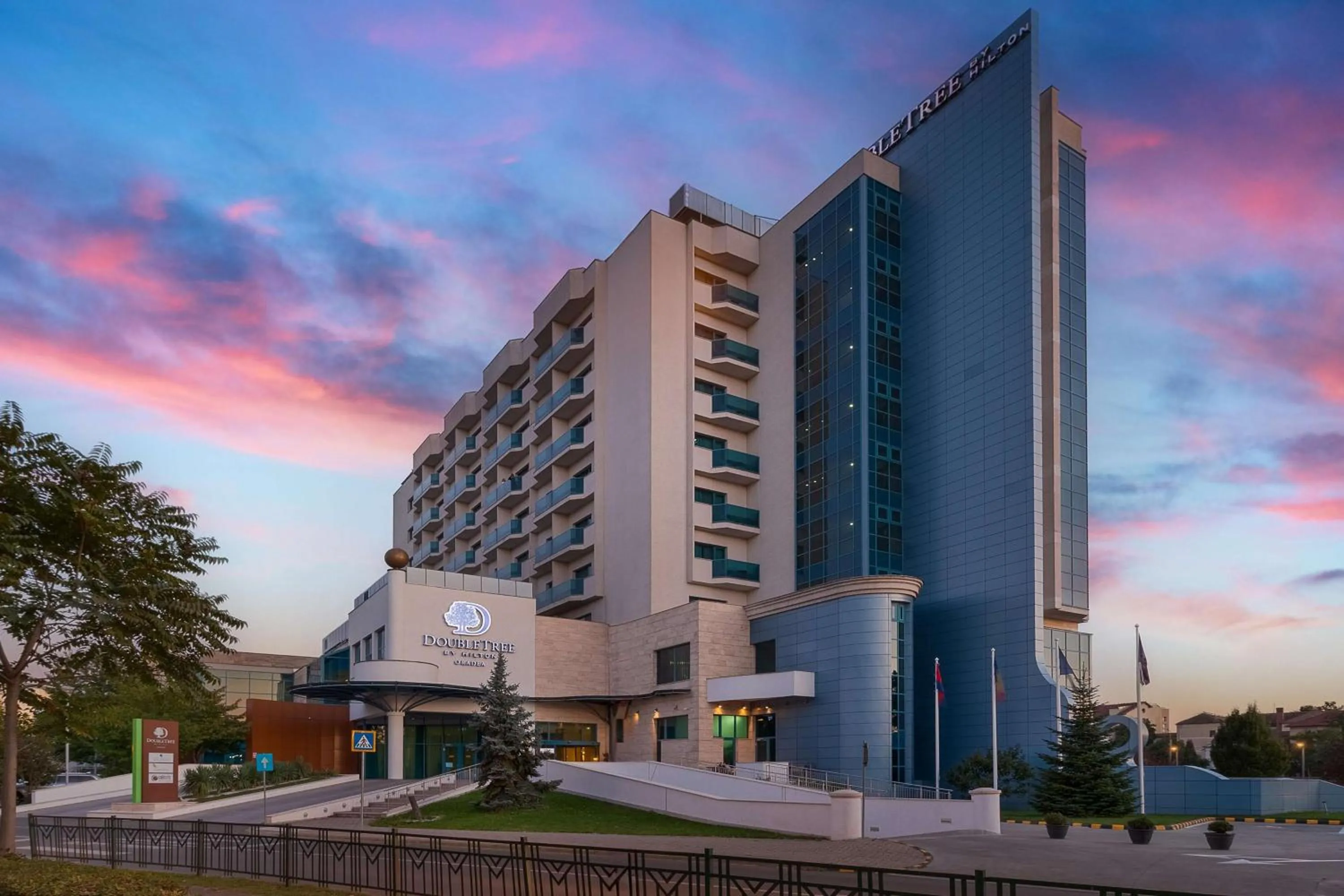Property building in DoubleTree by Hilton Oradea