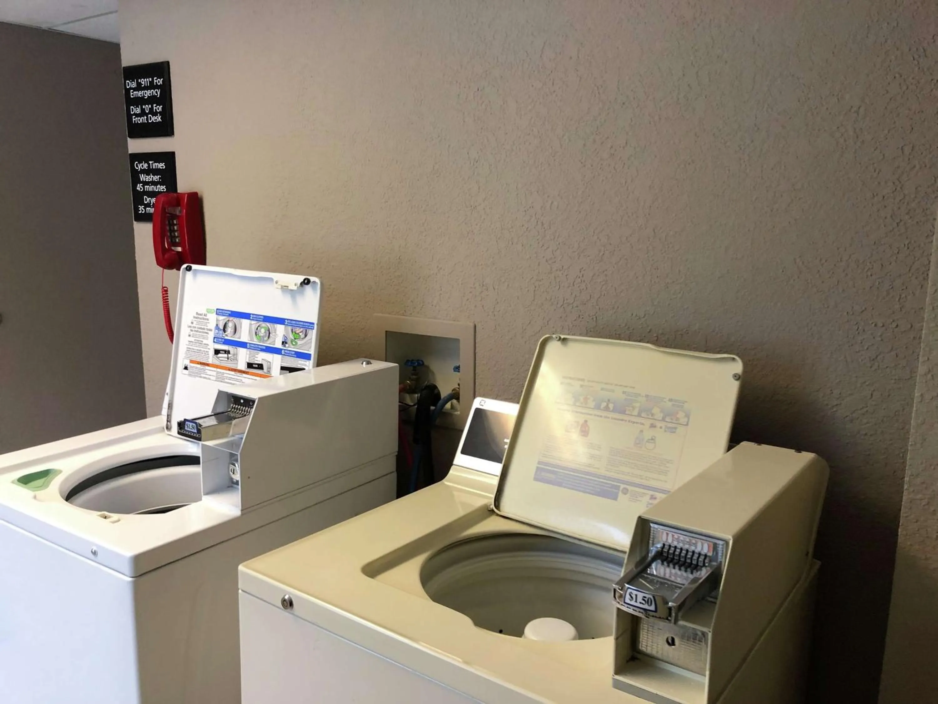 Property building in Hampton Inn El Dorado