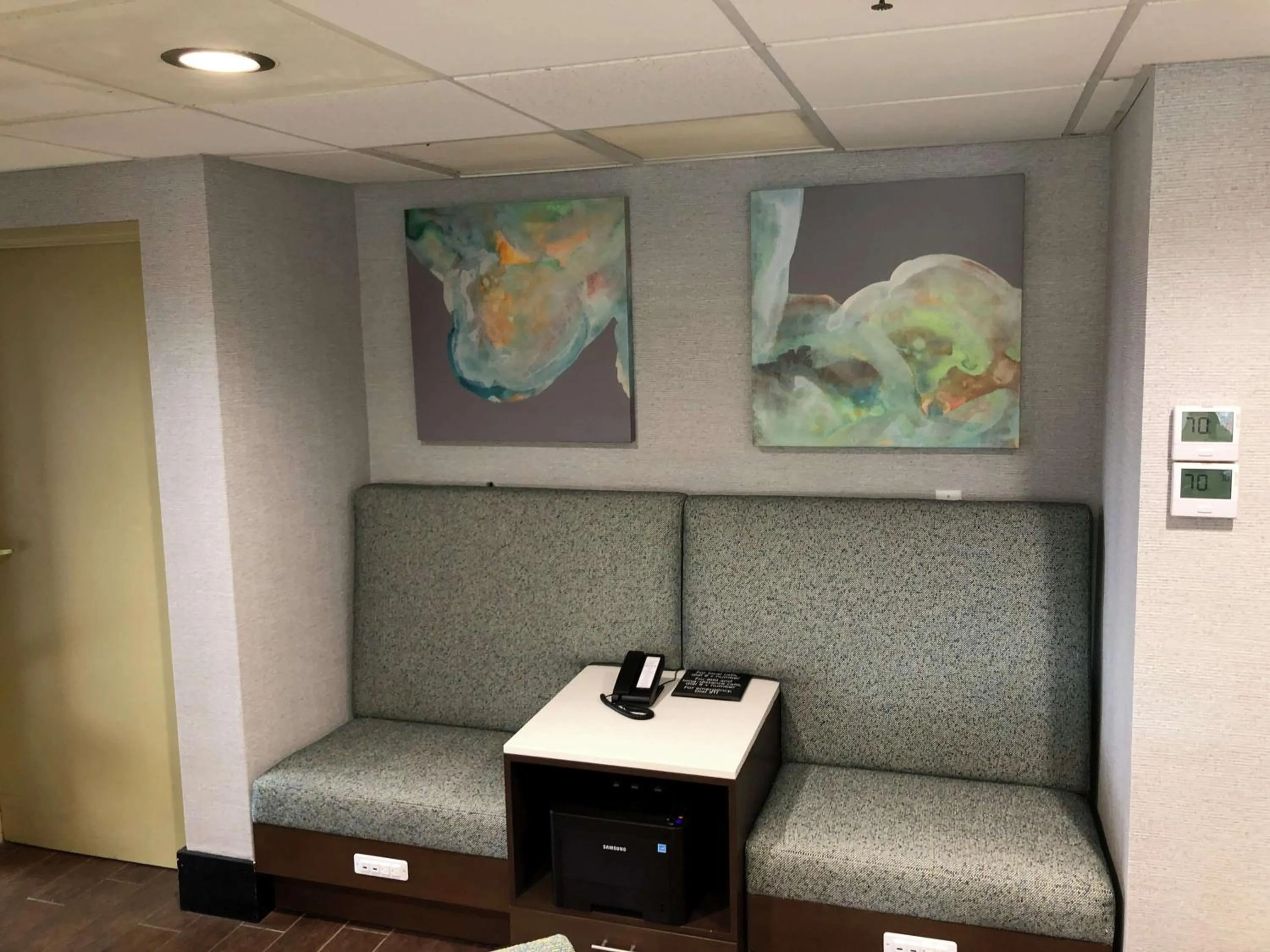 Business facilities in Hampton Inn El Dorado