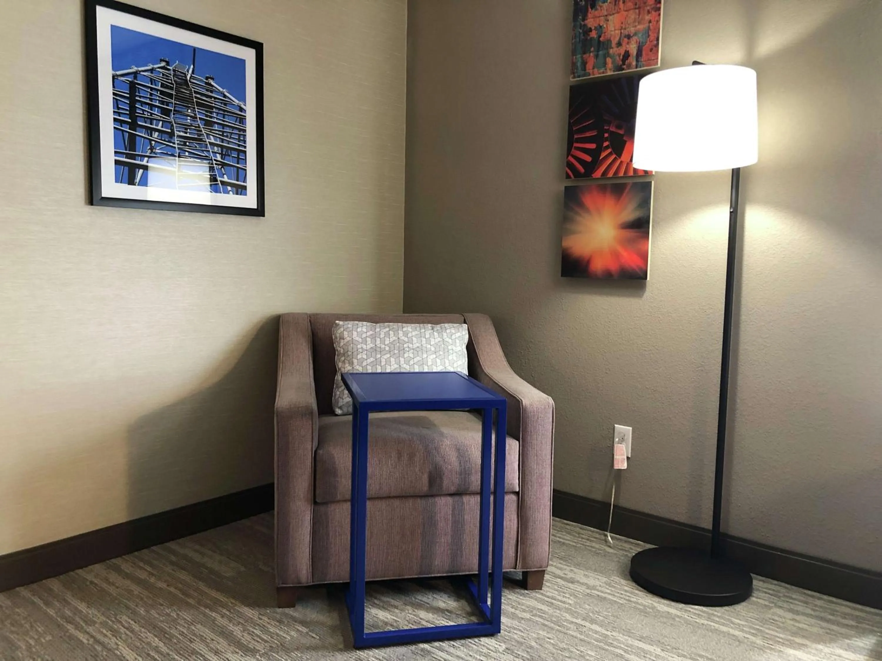 Living room in Hampton Inn El Dorado