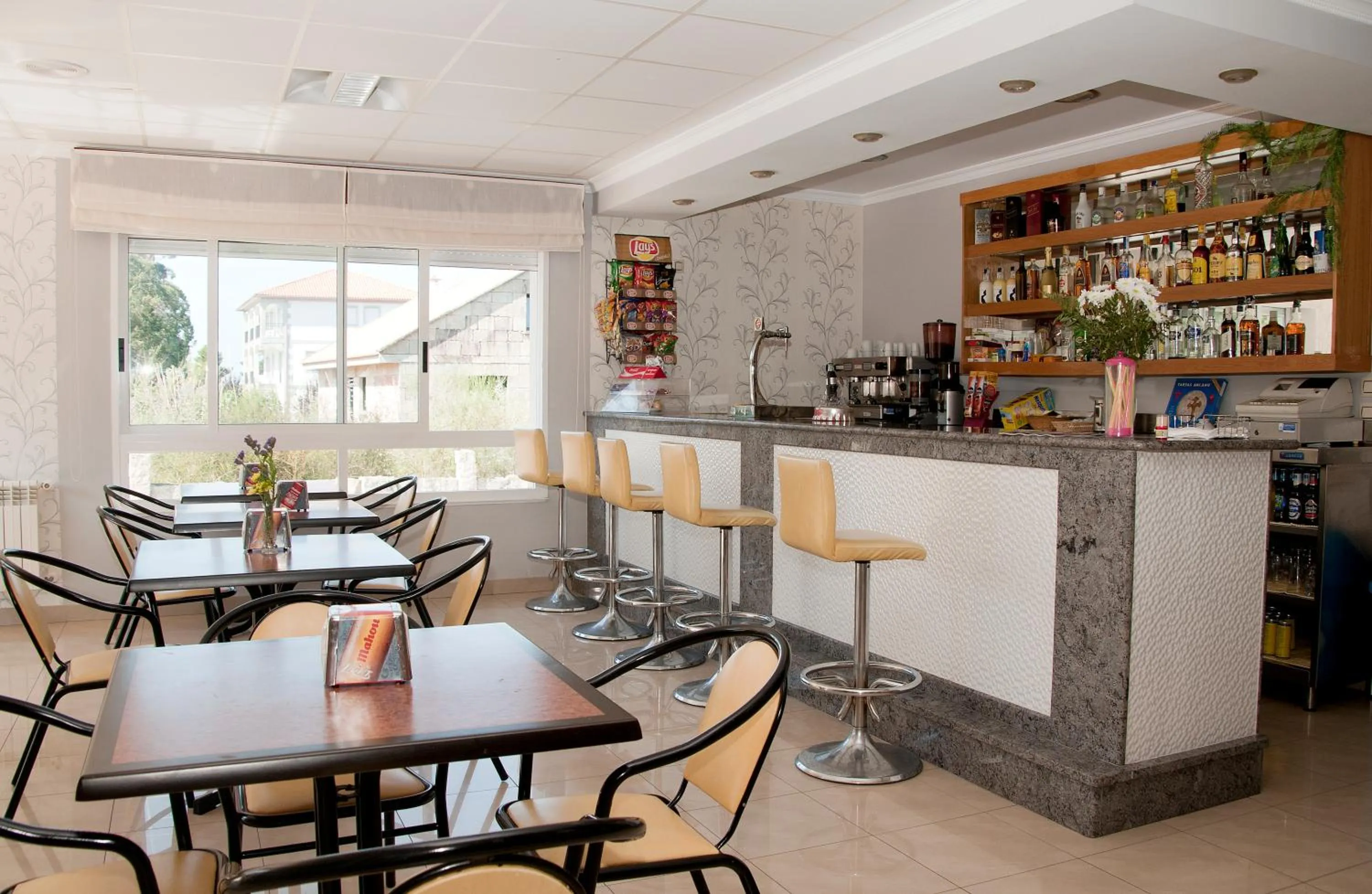 Lounge or bar in Hotel Ria Toxa