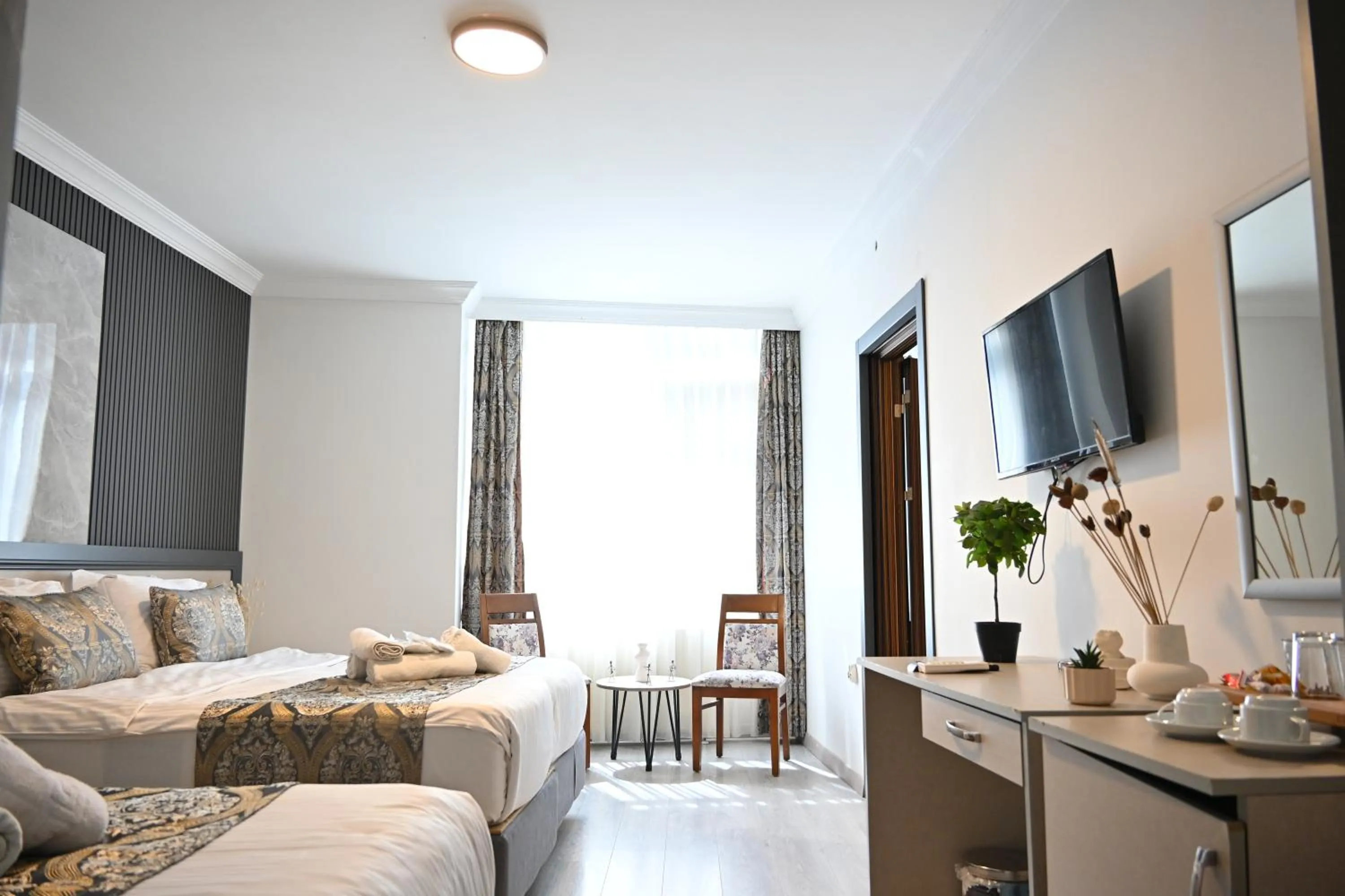 Bed in Elite Marmara Hotel Gungoren