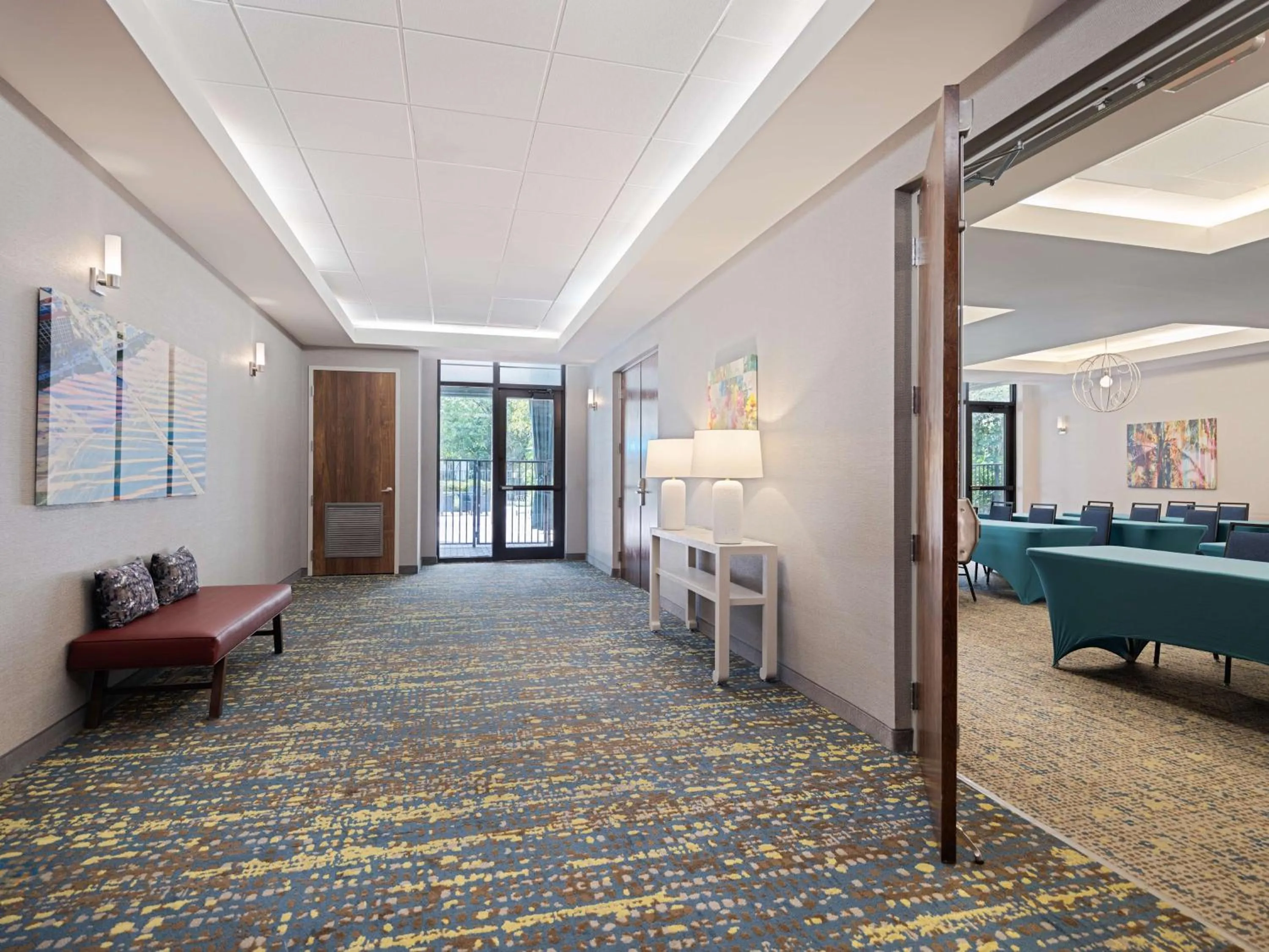 Meeting/conference room, Bed in Hampton Inn Deerfield Beach