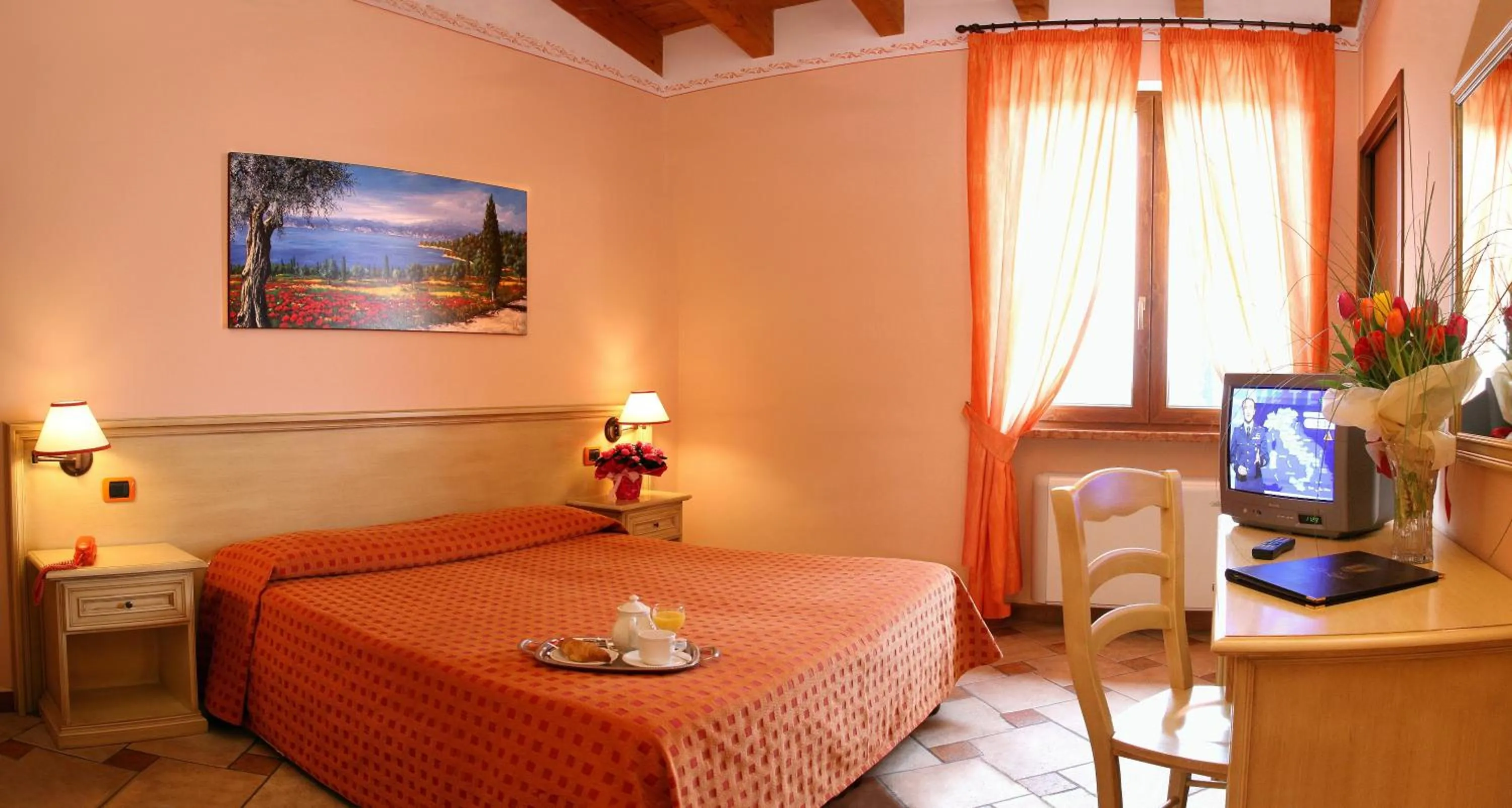 Bedroom, Bed in La Zerla