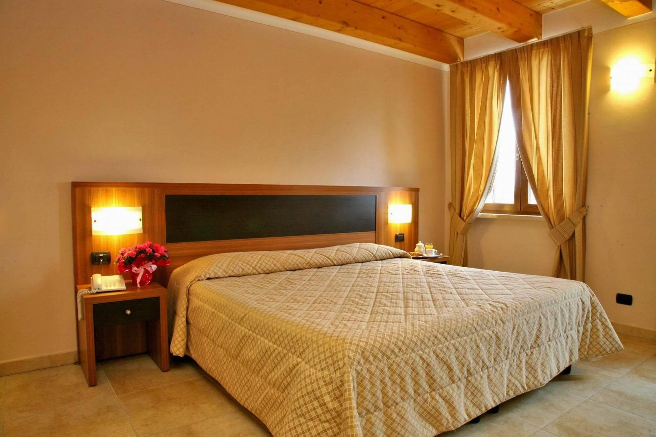 Bedroom, Bed in La Zerla