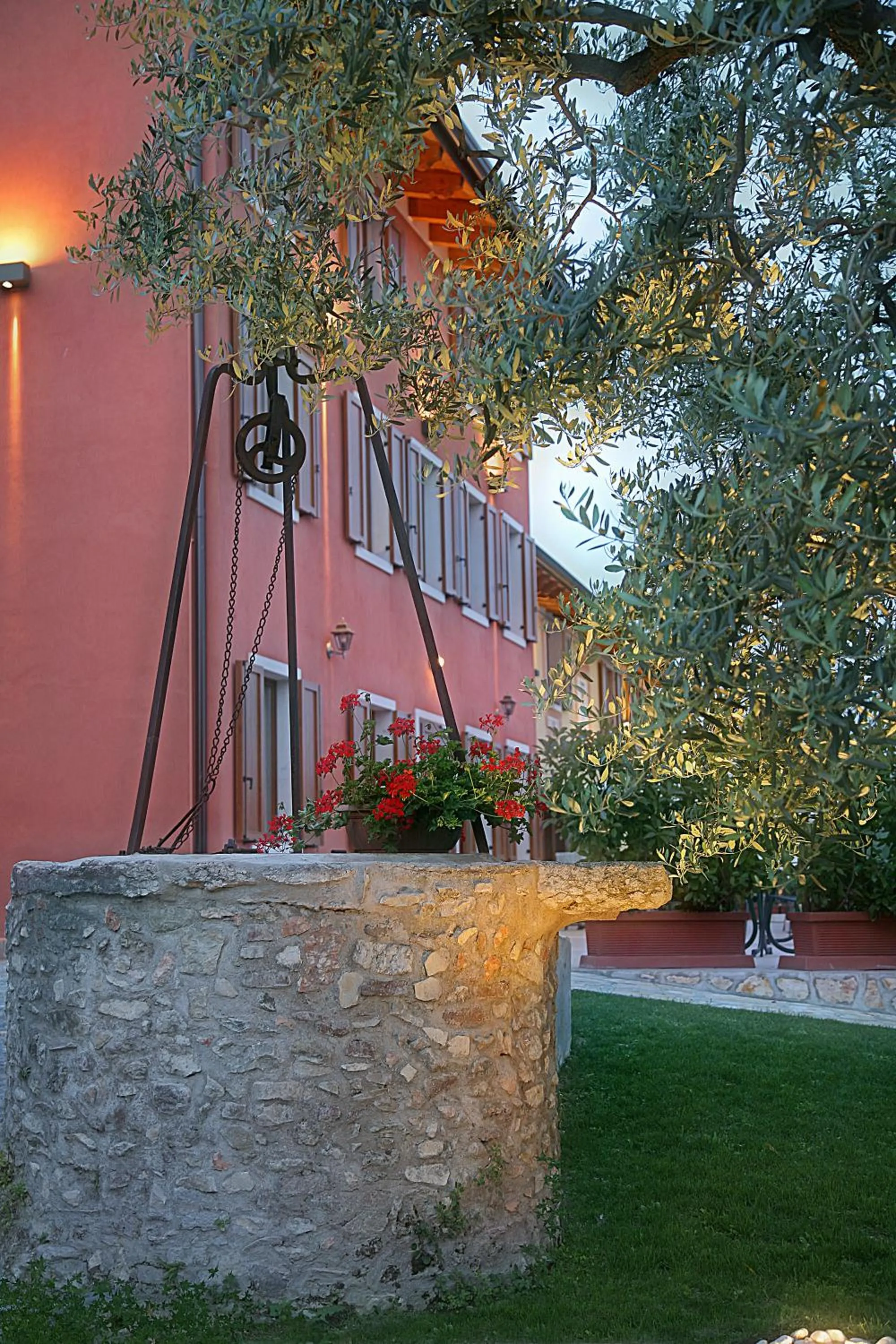 Facade/entrance in La Zerla